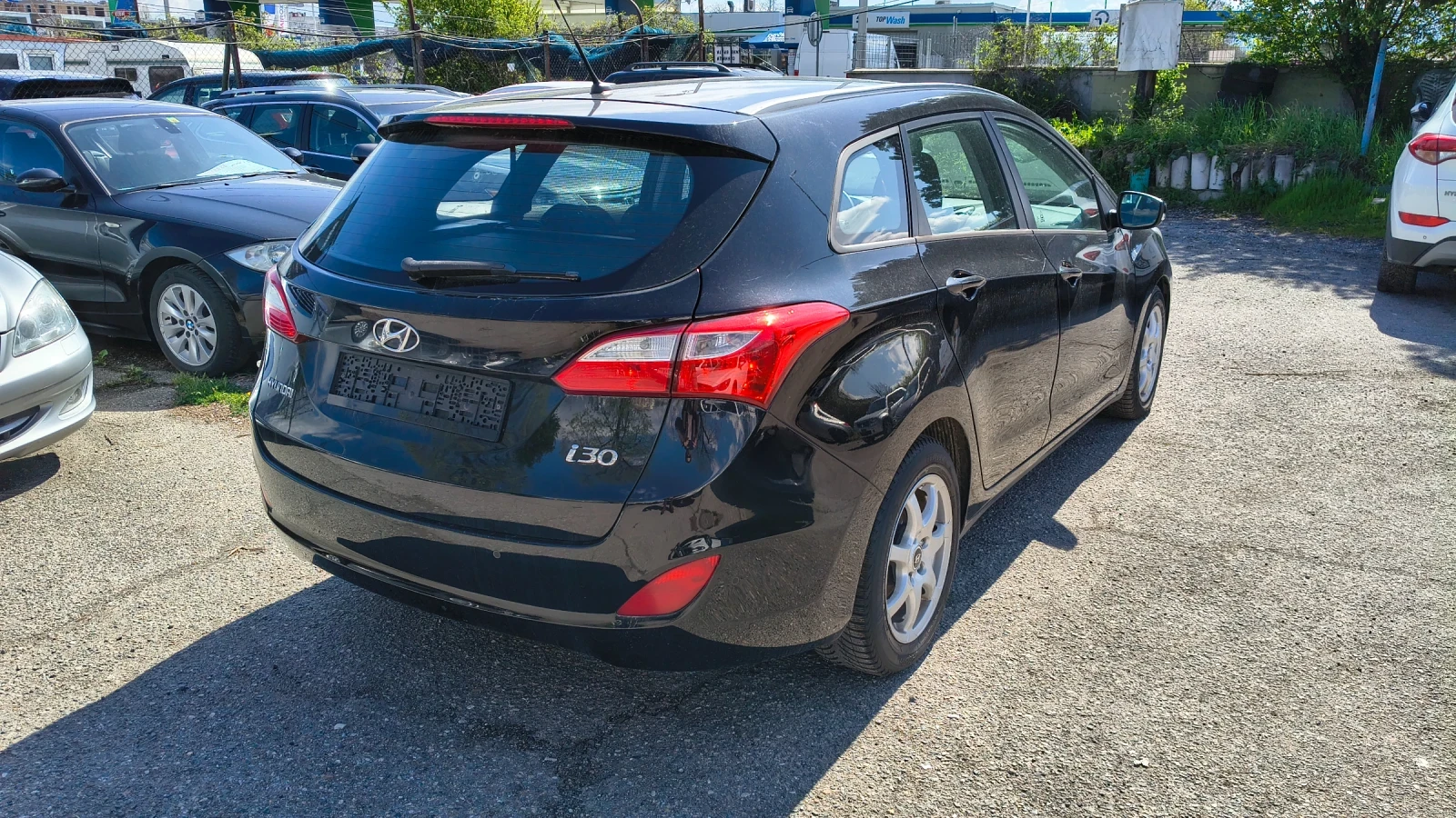 Hyundai I30 1.6 CRDi, снимка 9 - Автомобили и джипове - 51271916