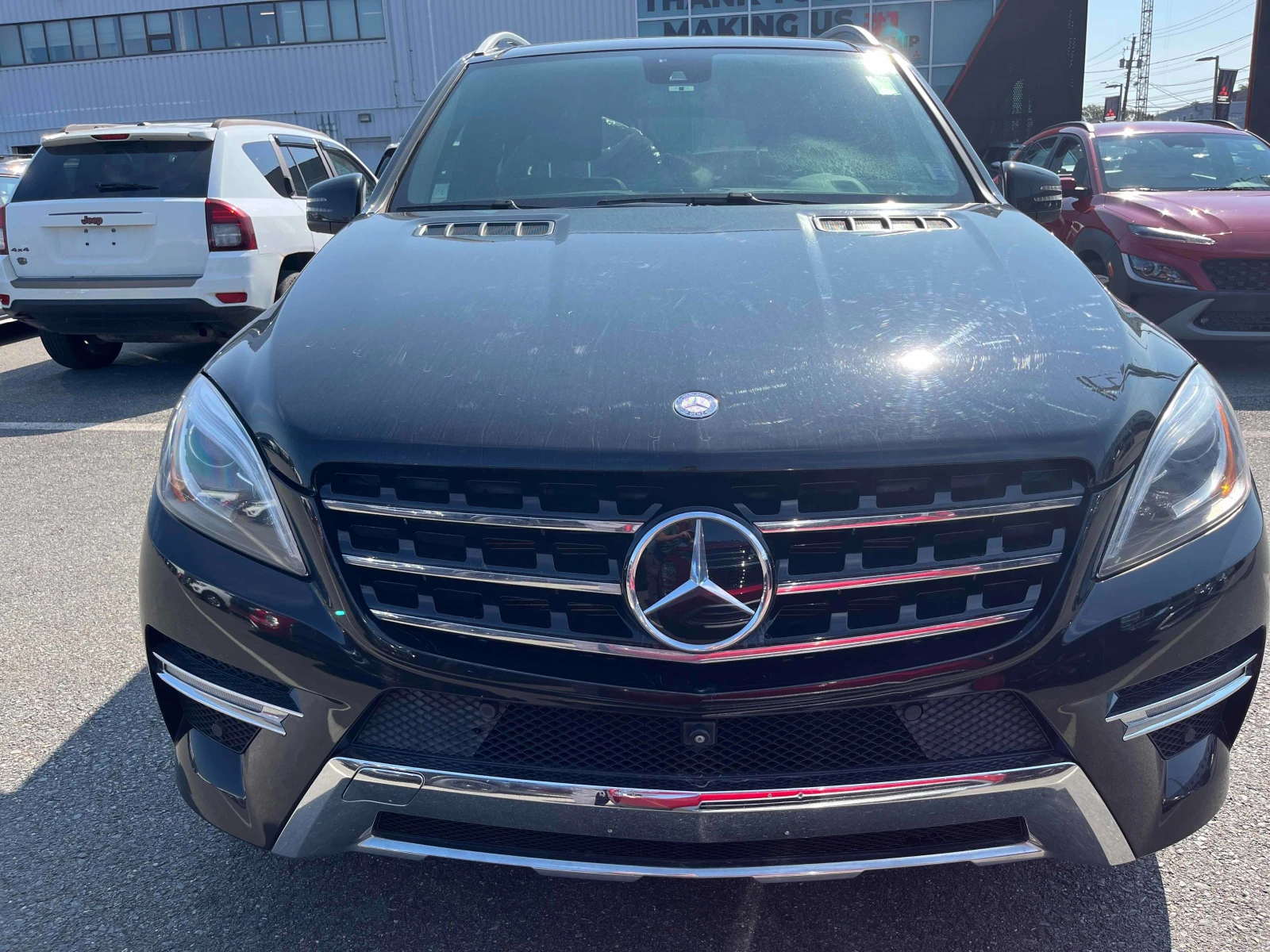 Mercedes-Benz ML 550 CARFAX * * АВТО КРЕДИТ * *  - изображение 3