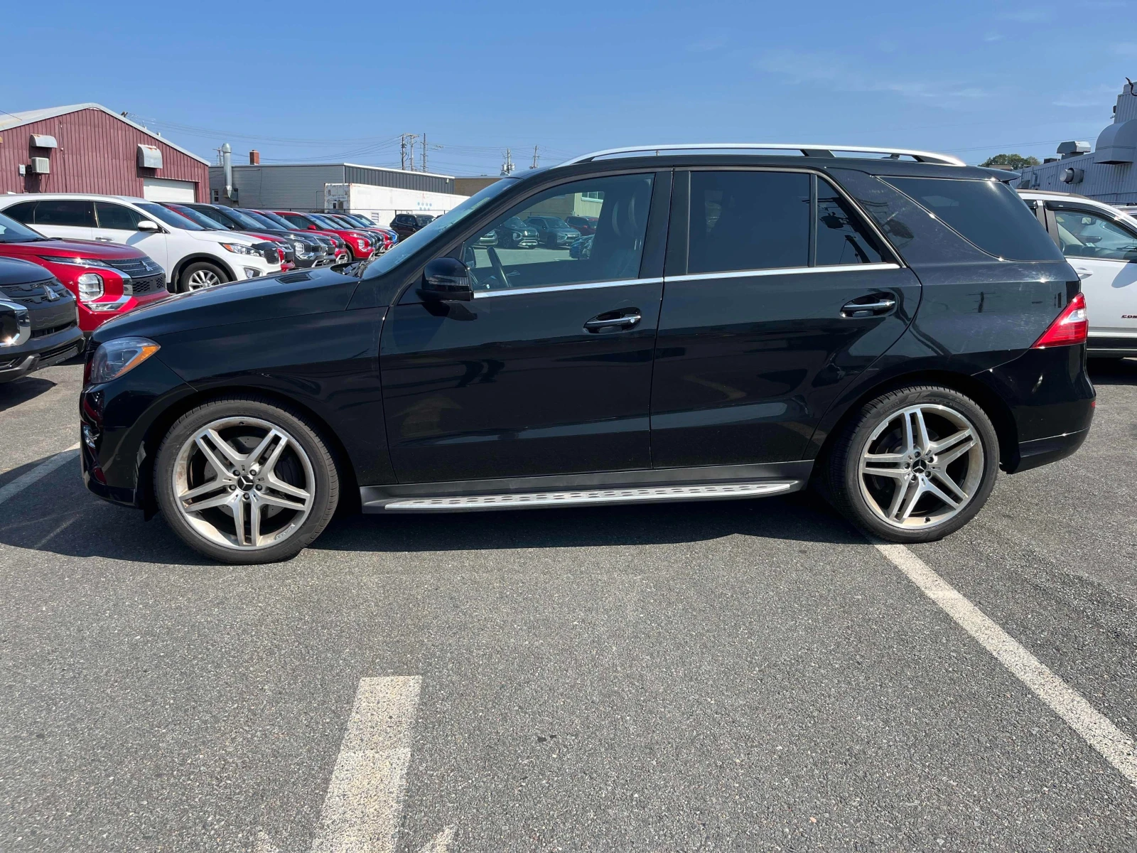 Mercedes-Benz ML 550 CARFAX * * АВТО КРЕДИТ * *  - изображение 2