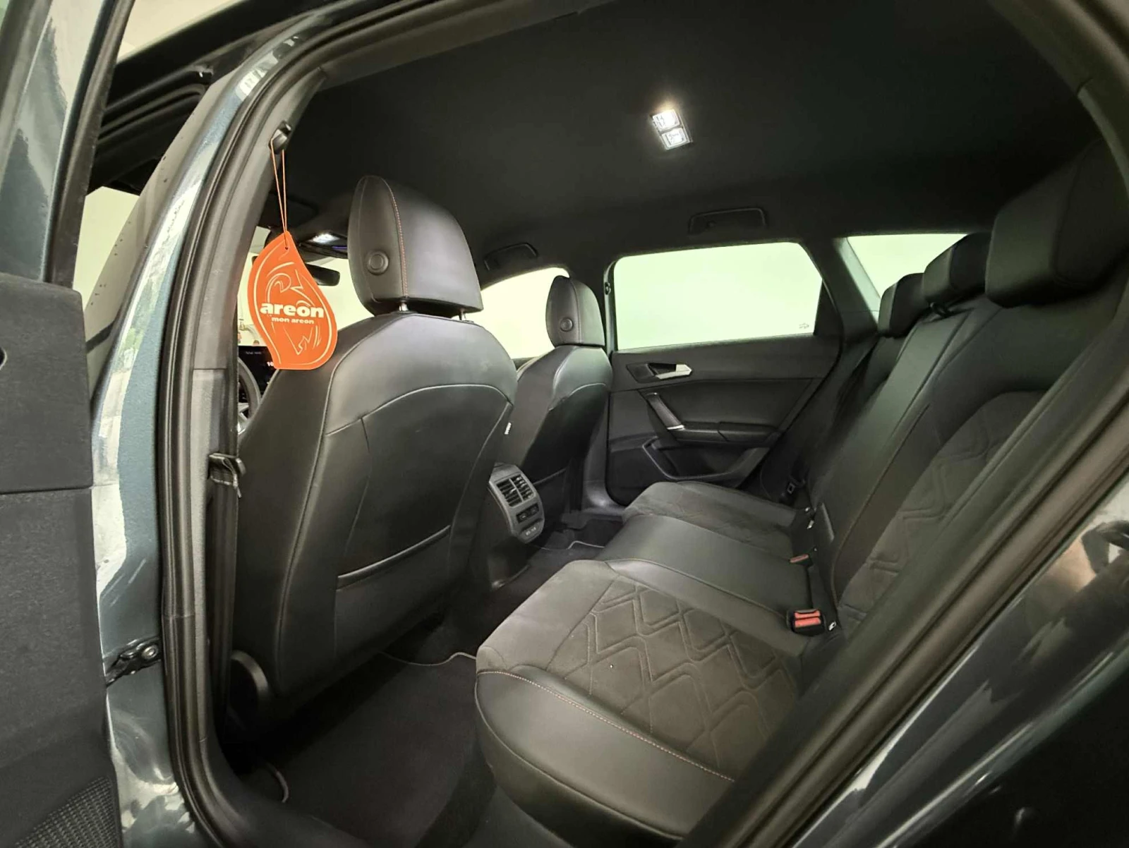 Seat Leon 1.5 FR - изображение 8