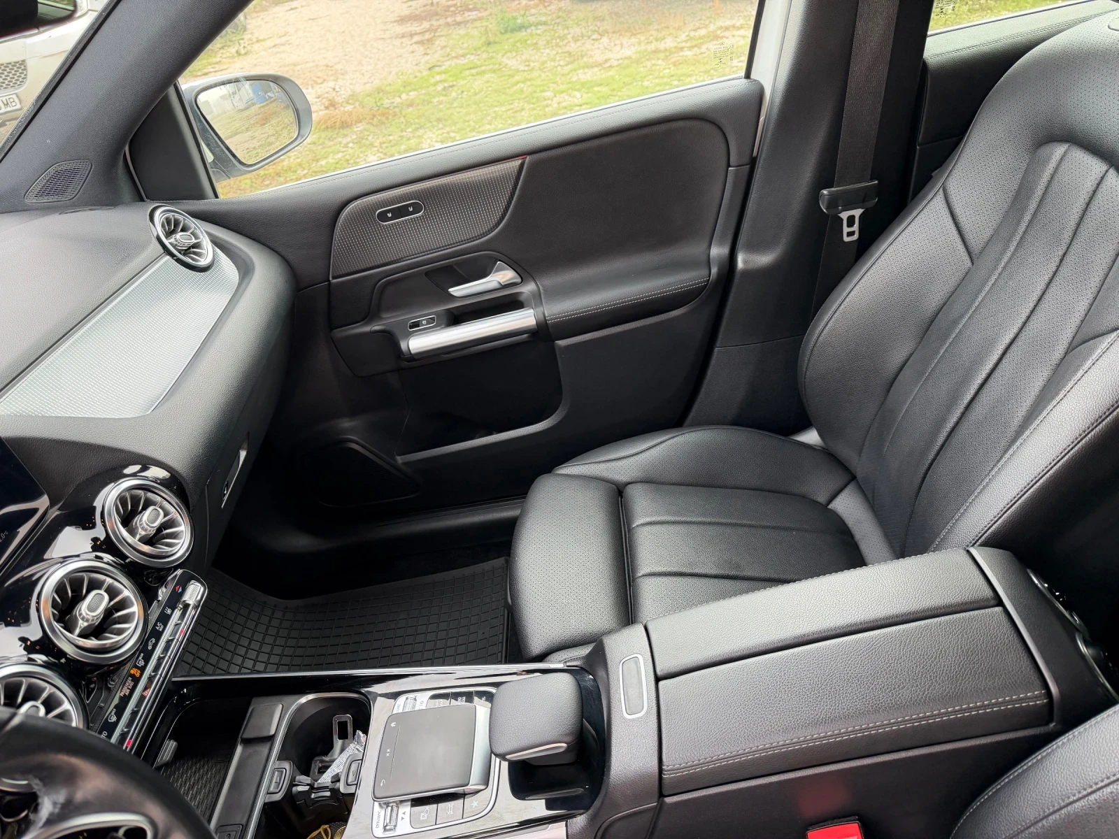 Mercedes-Benz B 200 Обдухване 55.000km! - изображение 8