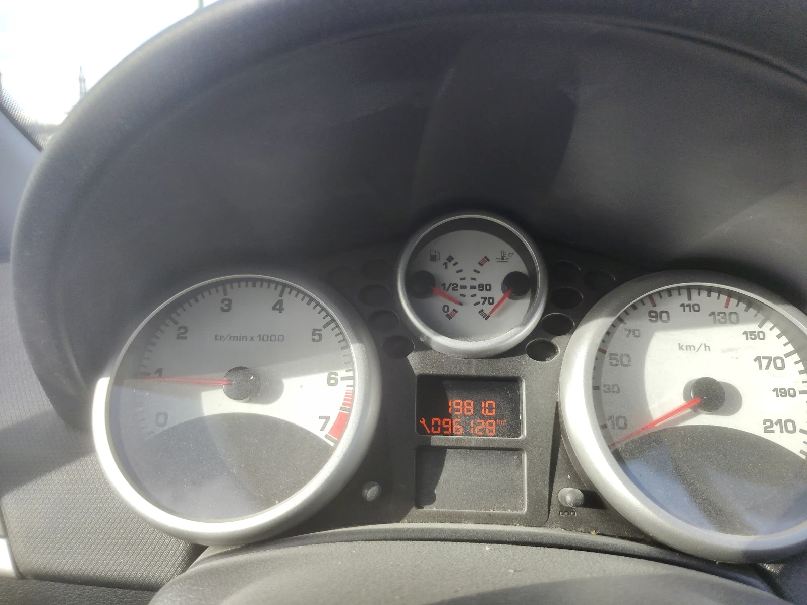 Peugeot 207 1.4  75.. | Mobile.bg   8