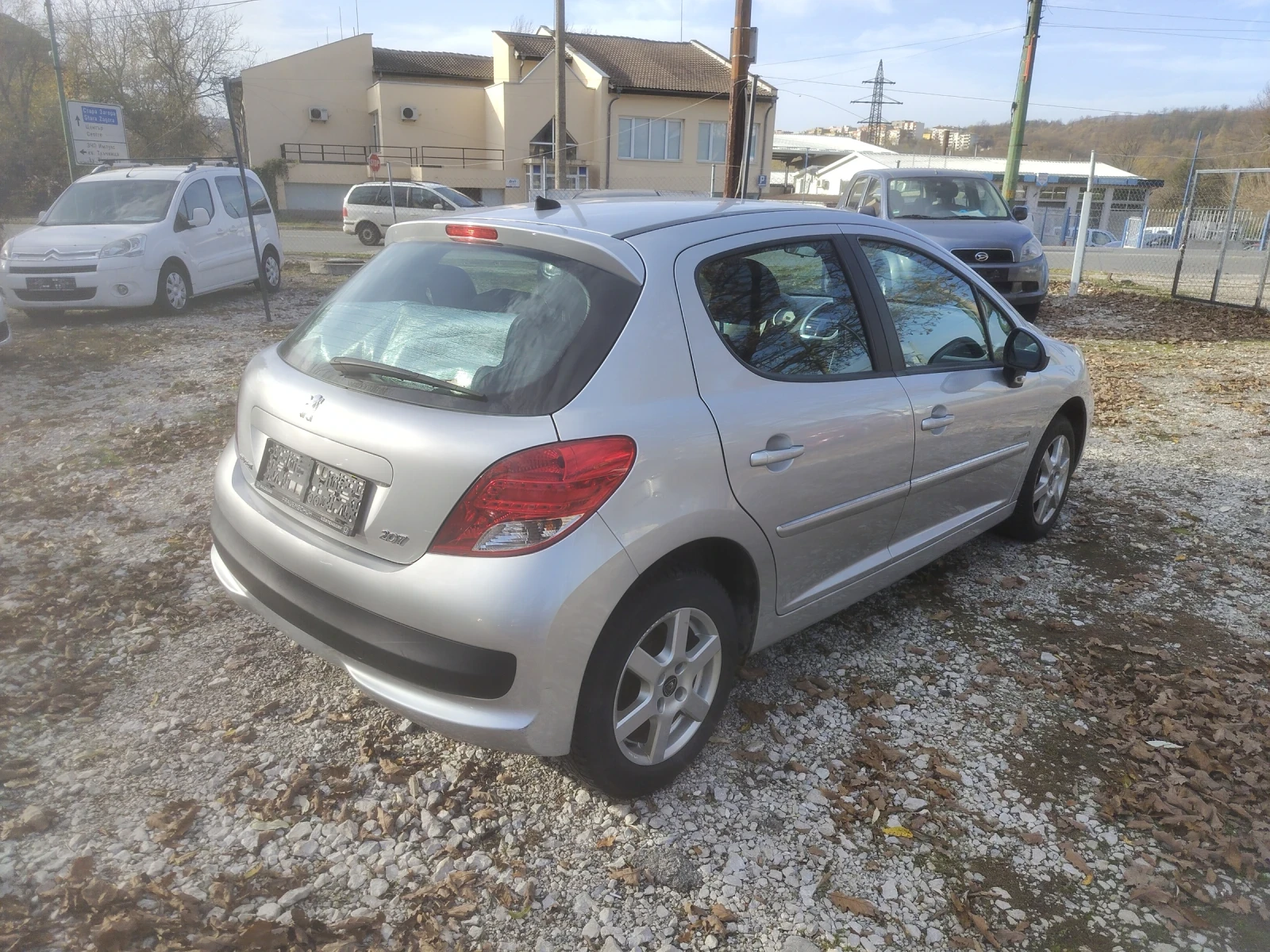 Peugeot 207 1.4  75.. | Mobile.bg   5