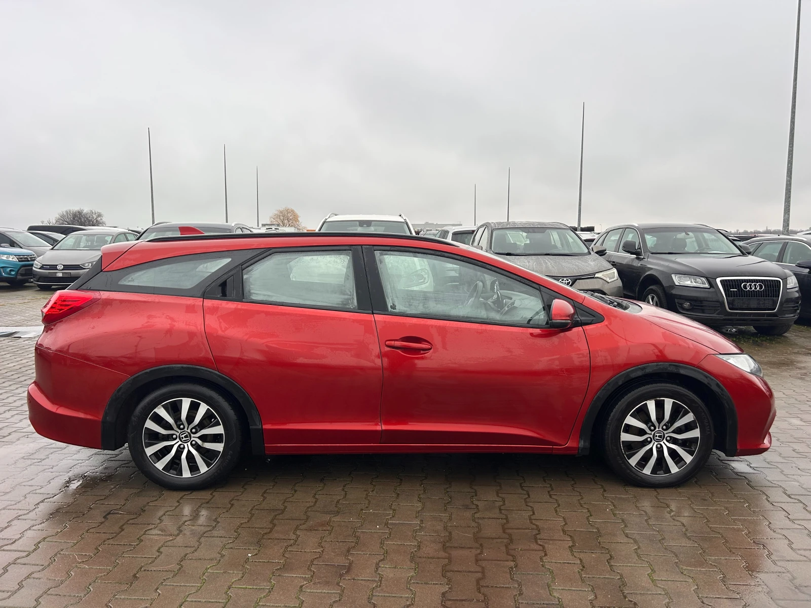 Honda Civic 1.6DTEC NAVI EURO 5 - изображение 5