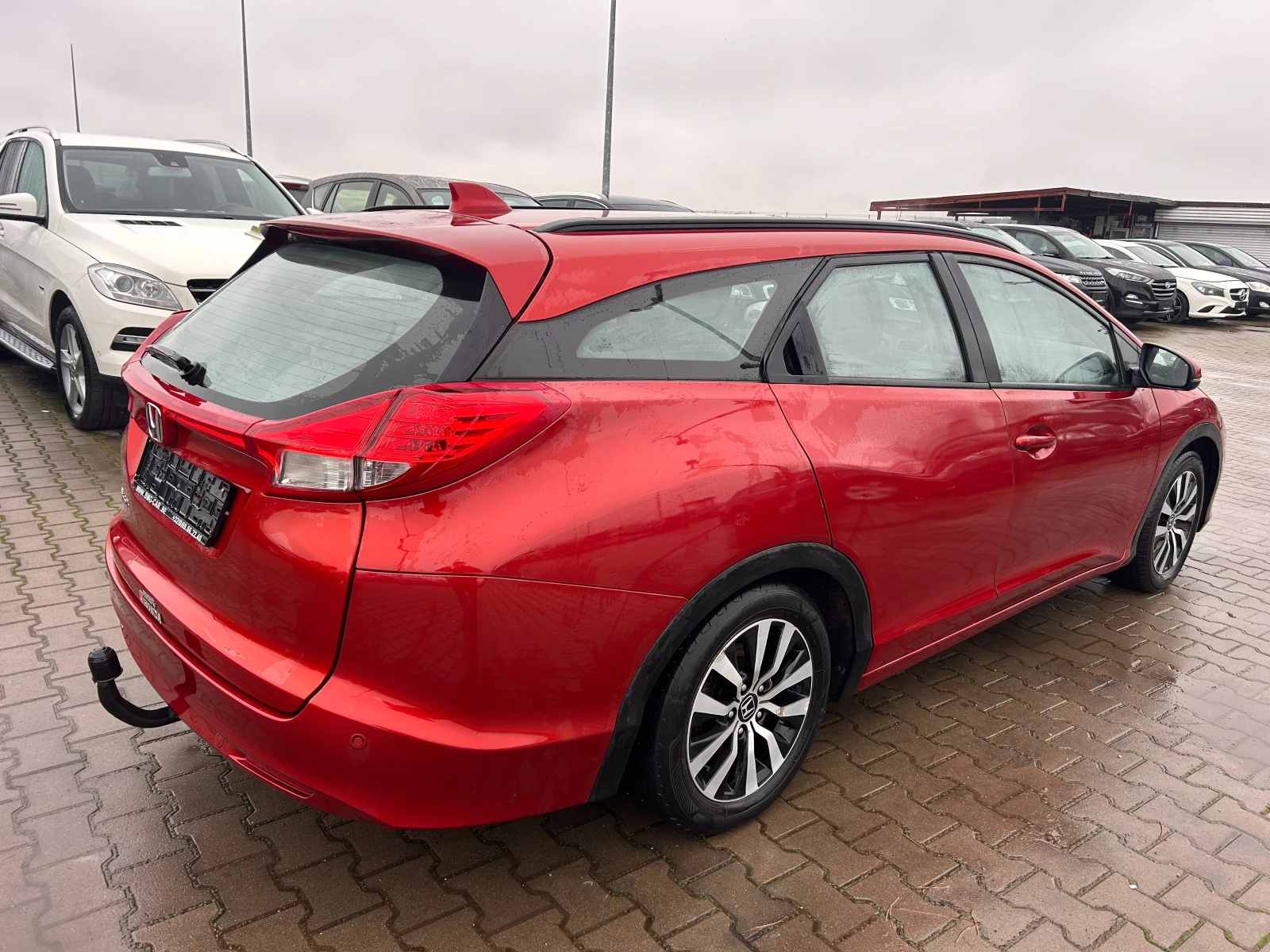 Honda Civic 1.6DTEC NAVI EURO 5 - изображение 6
