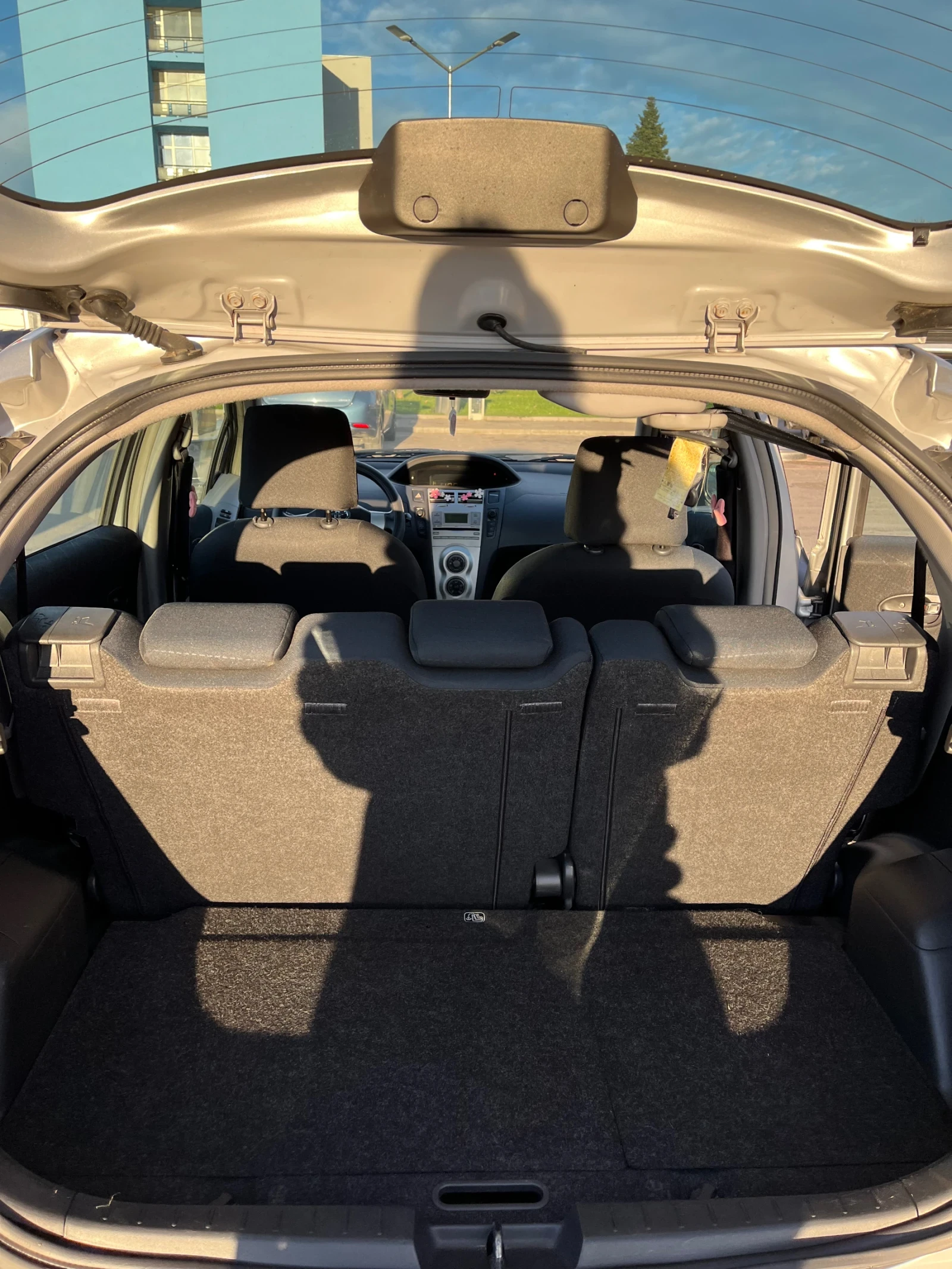 Toyota Yaris  - изображение 7