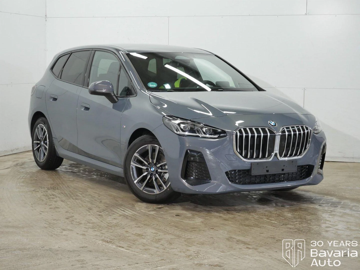 BMW 220 d Active Tourer M Sport Paket Sportautomatic - изображение 4