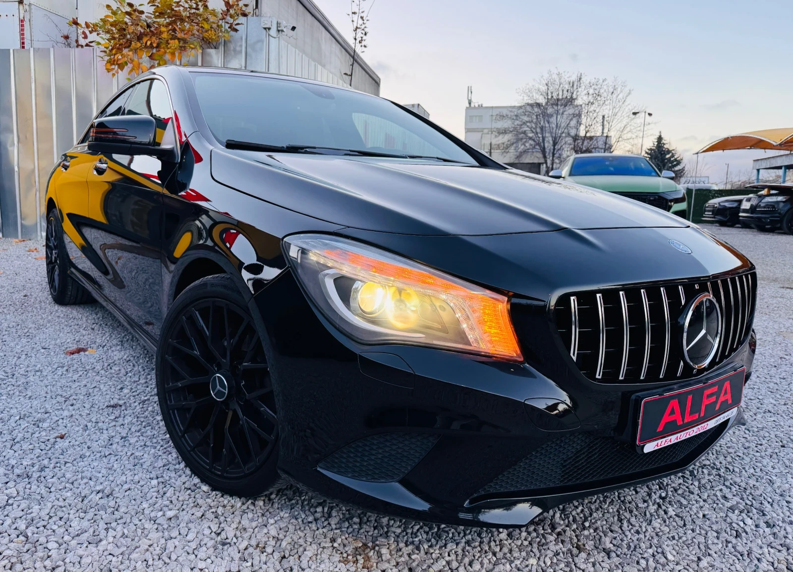 Mercedes-Benz CLA 220 КАПАРИРАНА/// - изображение 4