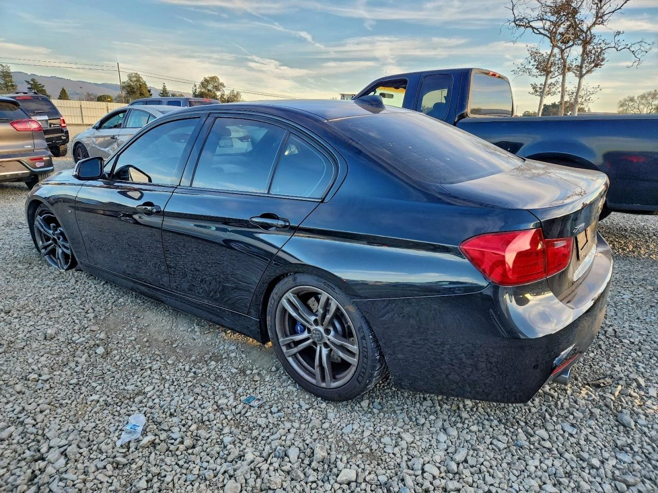 BMW 335 XI M PACK* HEAD UP* SHADOWLINE* KEYLESS - изображение 4