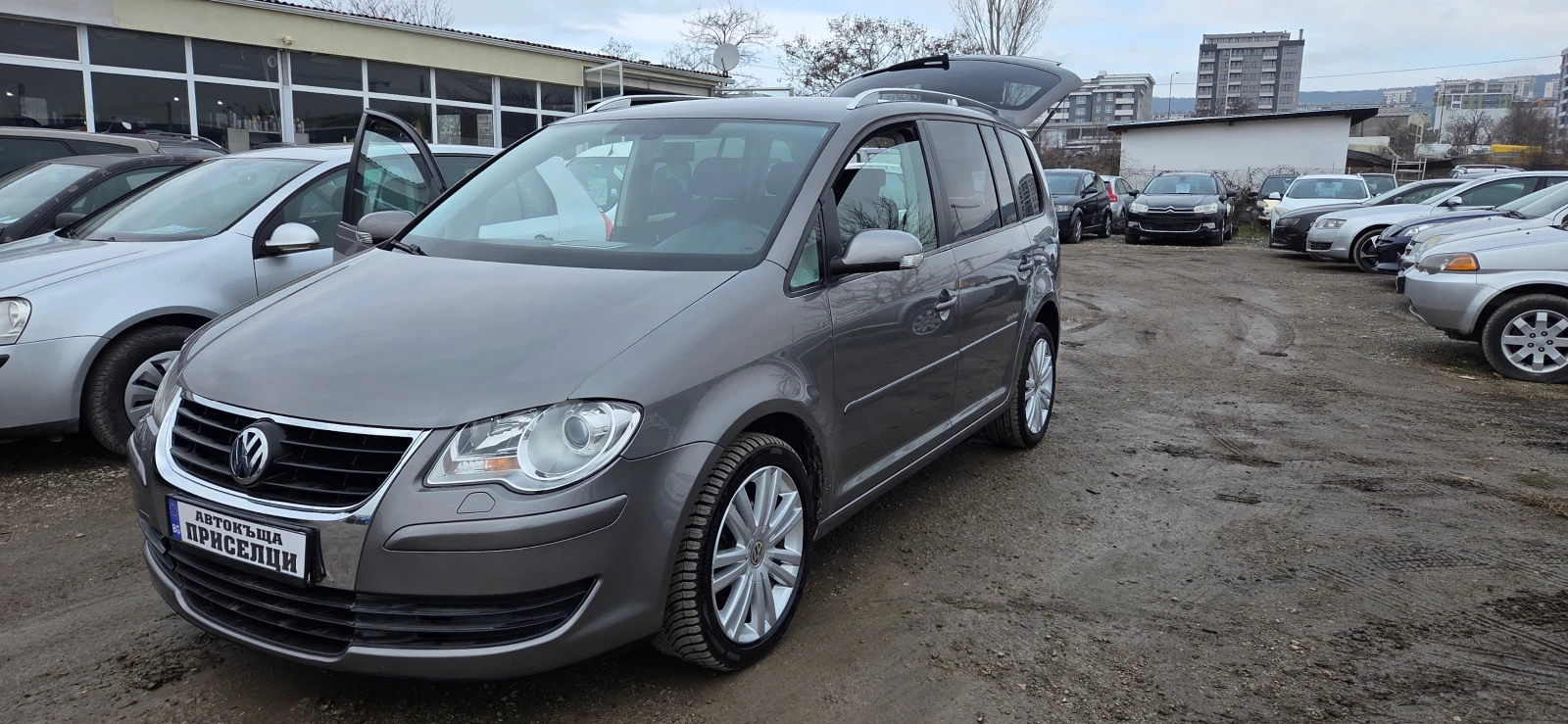 VW Touran 2.0 TDI 8-КЛАПАНА - изображение 2