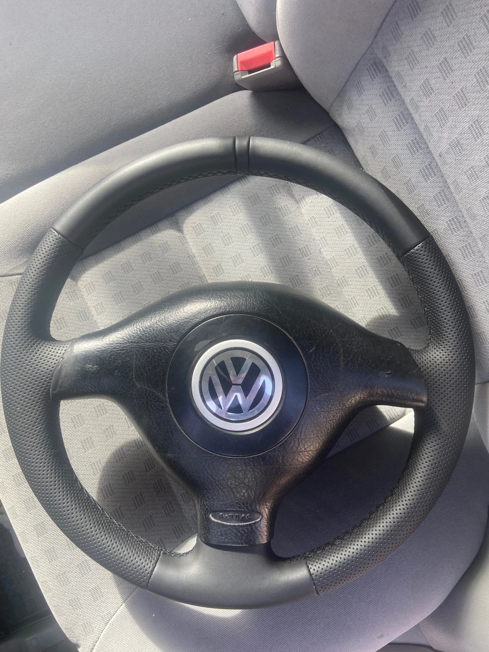 VW Golf  - изображение 6