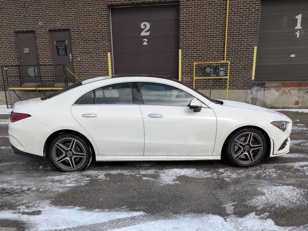 Mercedes-Benz CLA 250  CARFAX /360/DISTRONIC, снимка 12 - Автомобили и джипове - 53923846