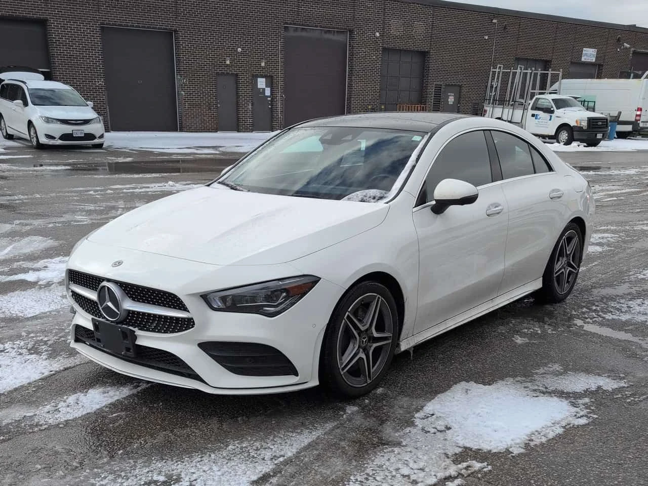 Mercedes-Benz CLA 250  CARFAX /360/DISTRONIC, снимка 10 - Автомобили и джипове - 53923846
