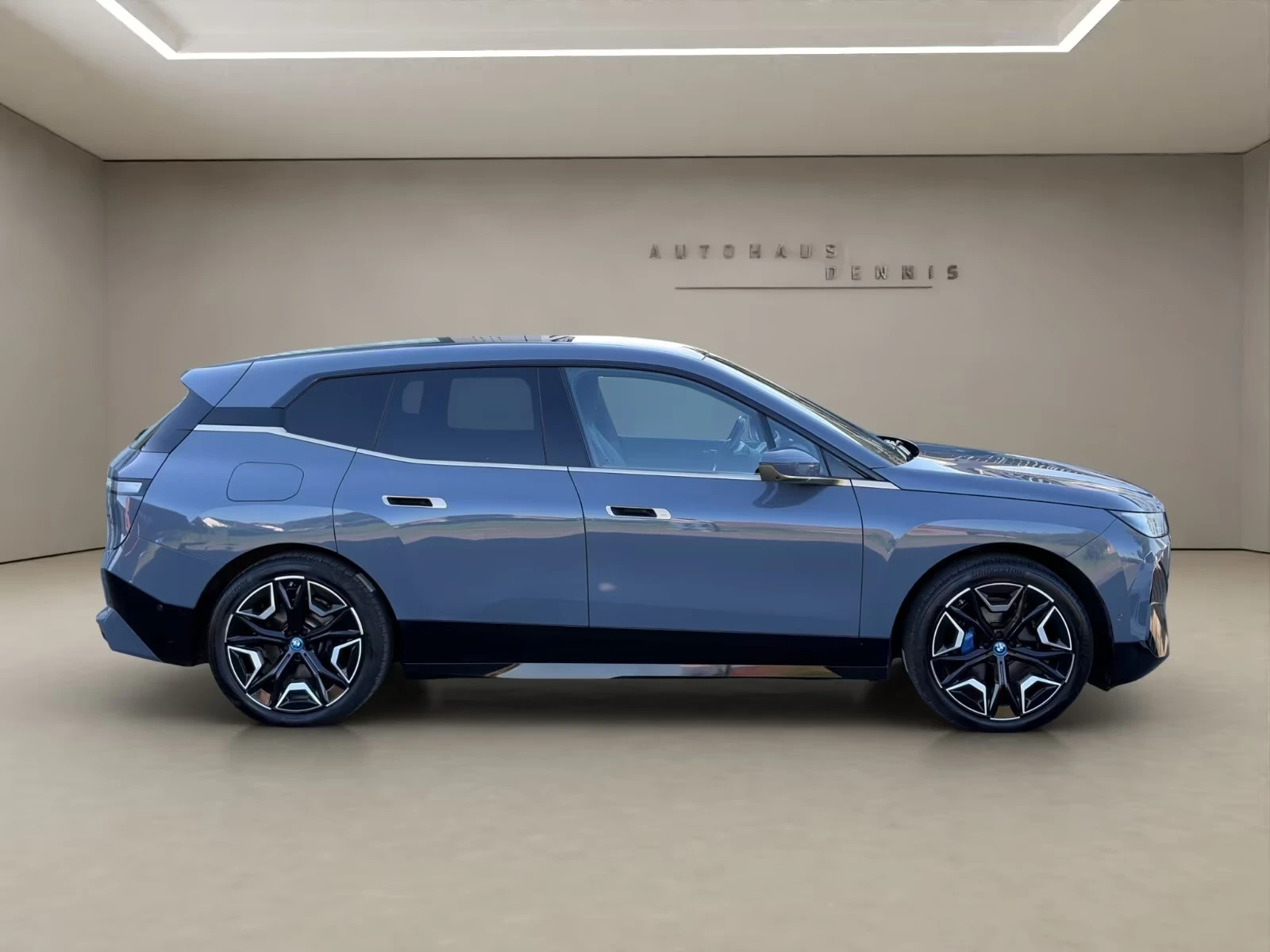 BMW iX 40 xDrive M Laser AIR HUD 360 Keyless W/P | Mobile.bg � ����������� 2