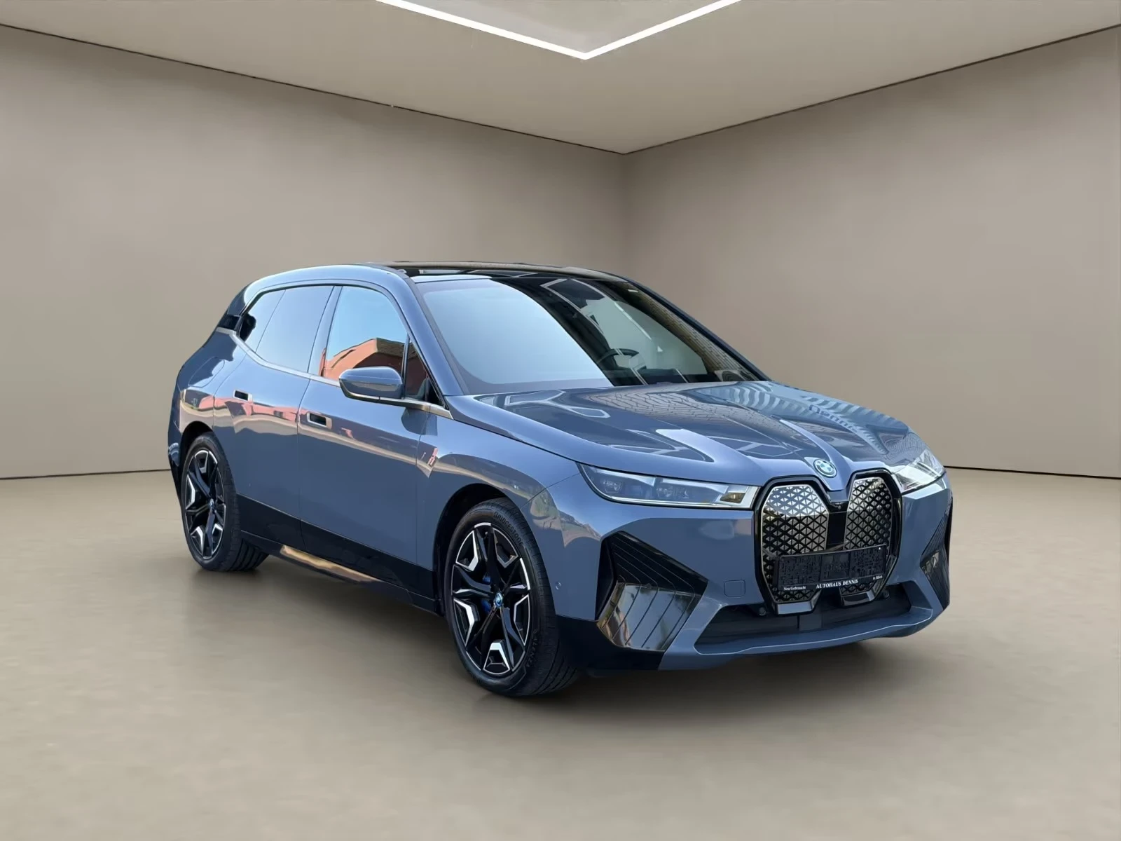 BMW iX 40 xDrive M Laser AIR HUD 360 Keyless W/P | Mobile.bg � ����������� 1