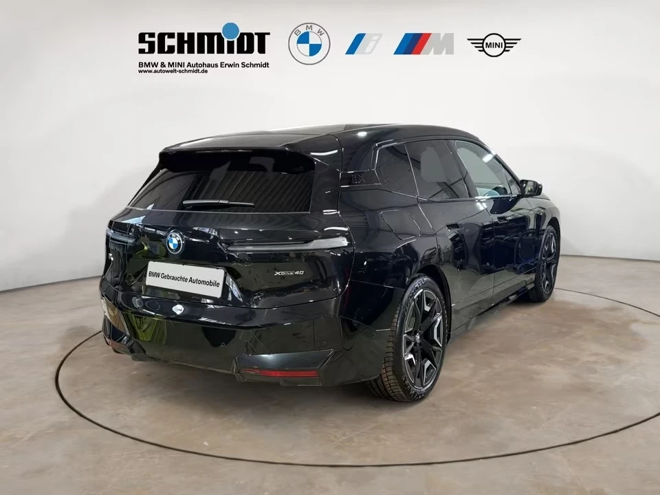 BMW iX 40 xDrive M Laser AIR HUD 360 Keyless W/P | Mobile.bg � ����������� 4