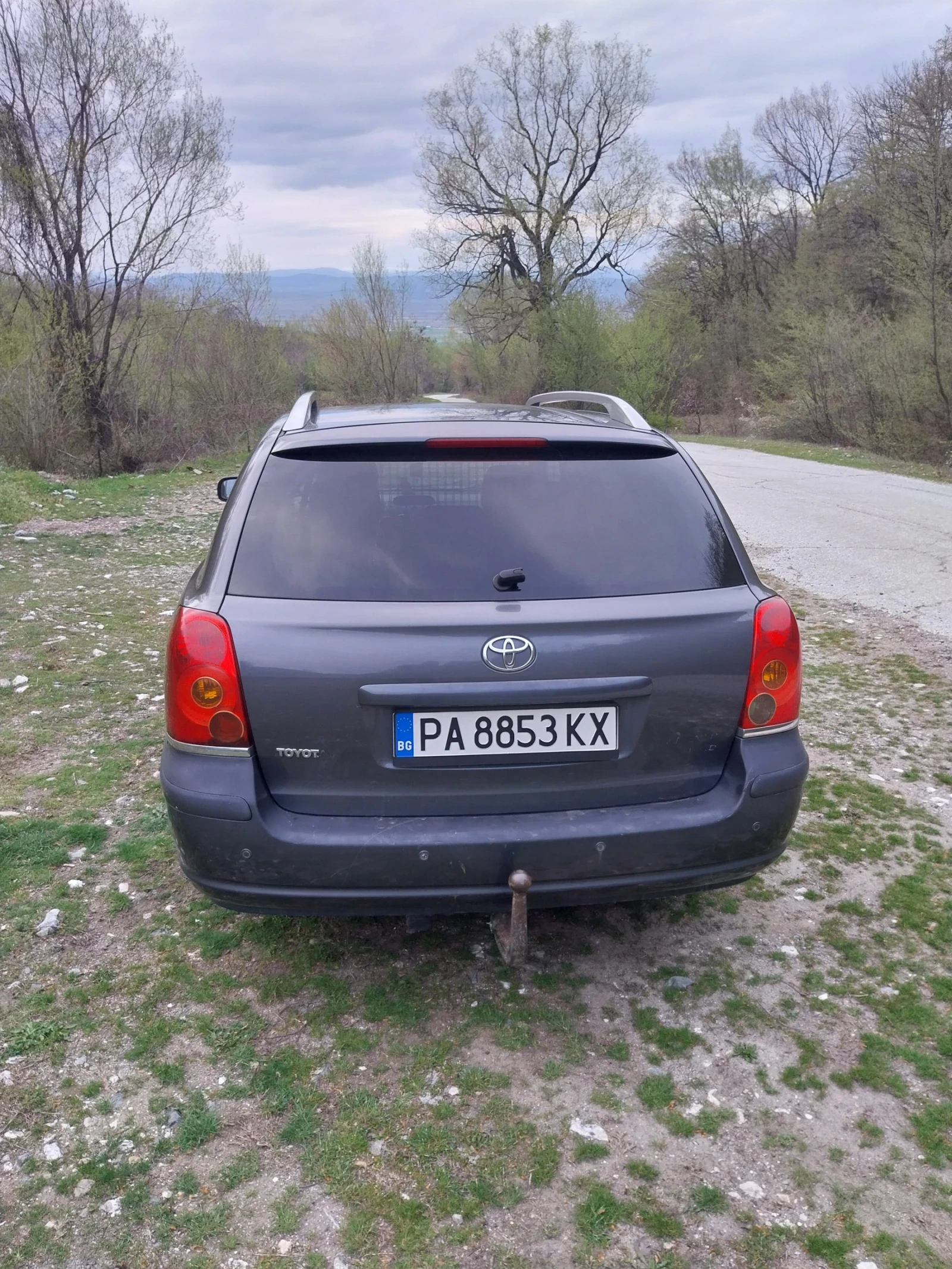 Toyota Avensis 2.2 177коня, снимка 5 - Автомобили и джипове - 54160915