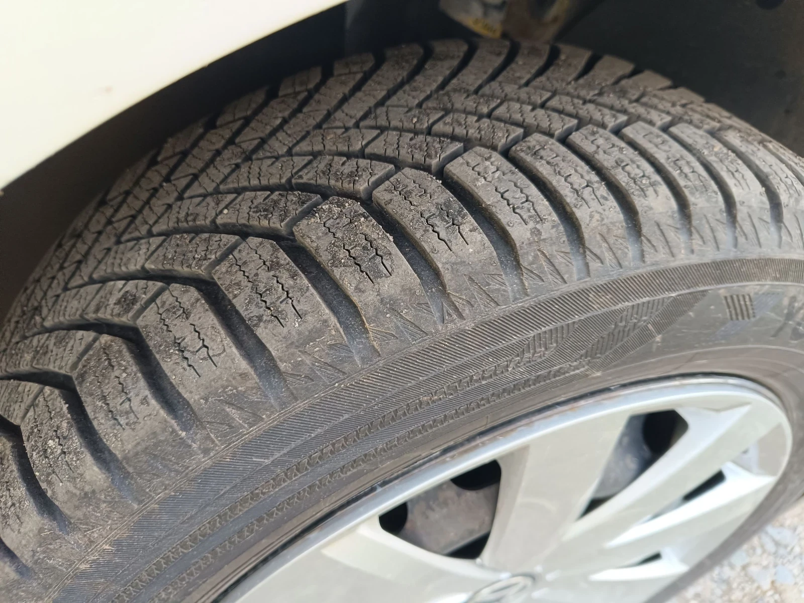 VW Caddy, снимка 6 - Автомобили и джипове - 54166540