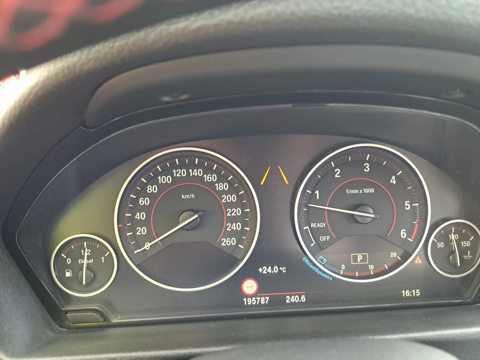 BMW 330   Xdrive! Full led!, снимка 9 - Автомобили и джипове - 54248005