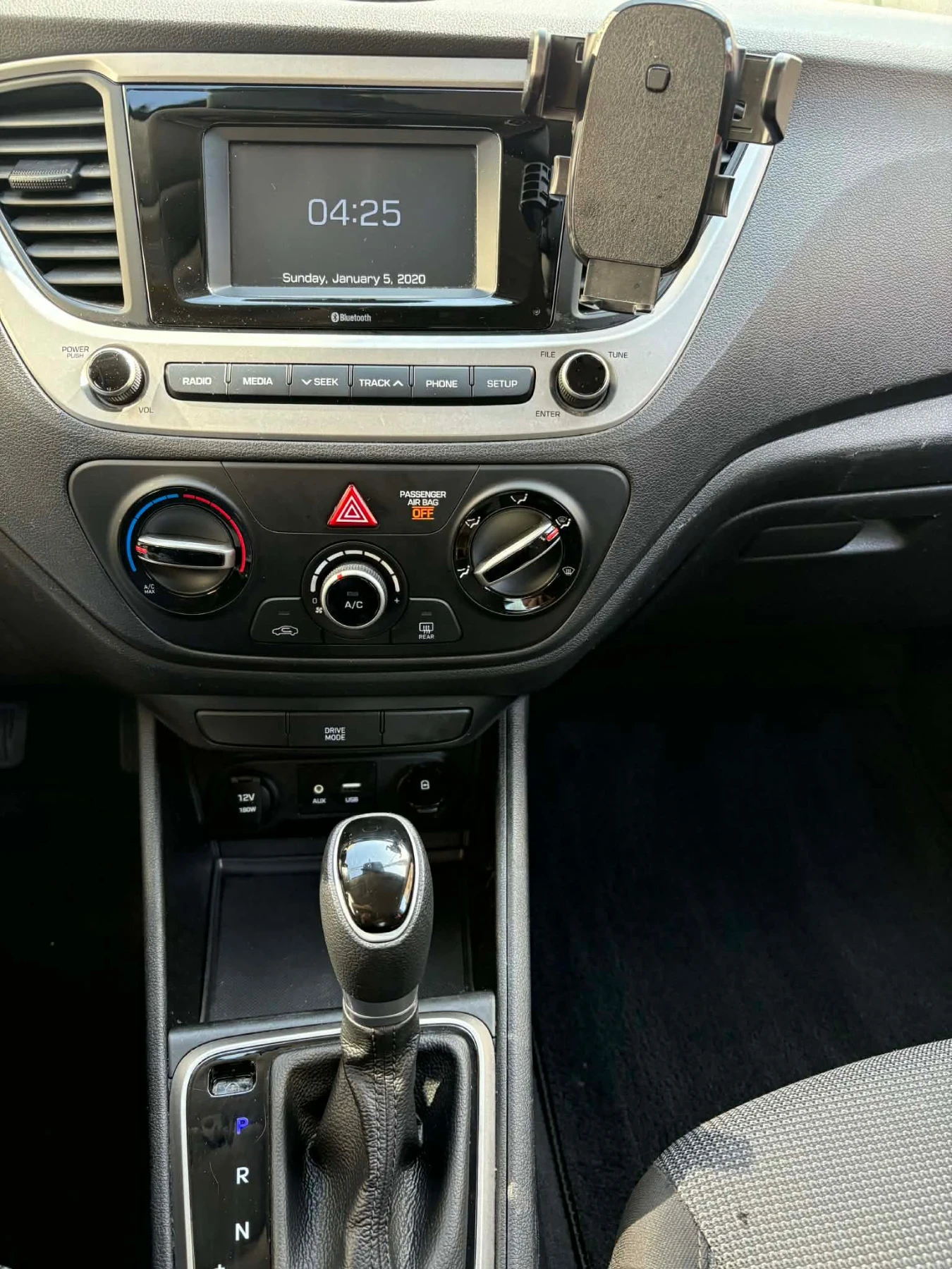 Hyundai Accent, снимка 8 - Автомобили и джипове - 54335939