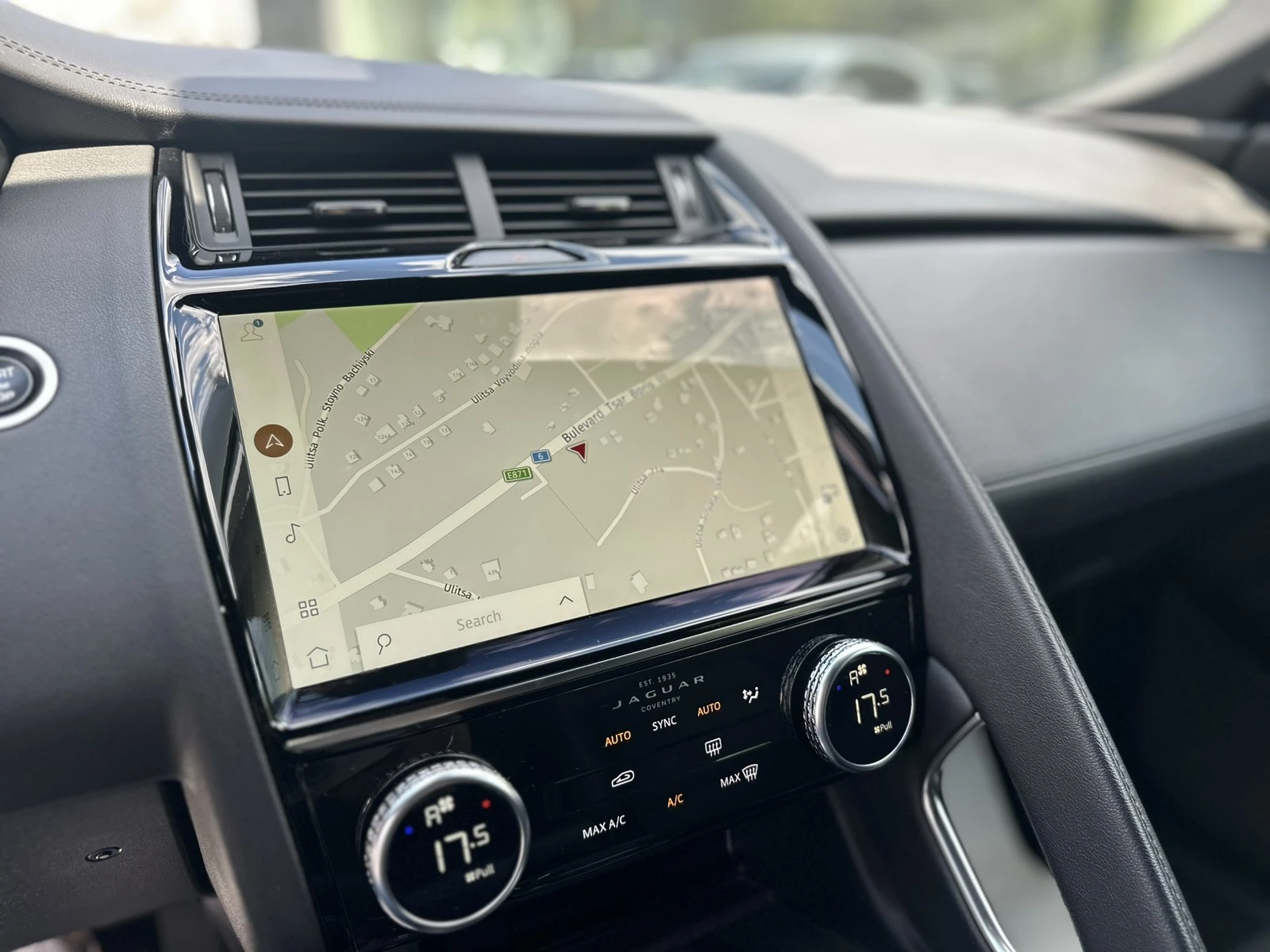 Jaguar E-pace CAMERA 360/AWD, снимка 10 - Автомобили и джипове - 54427215