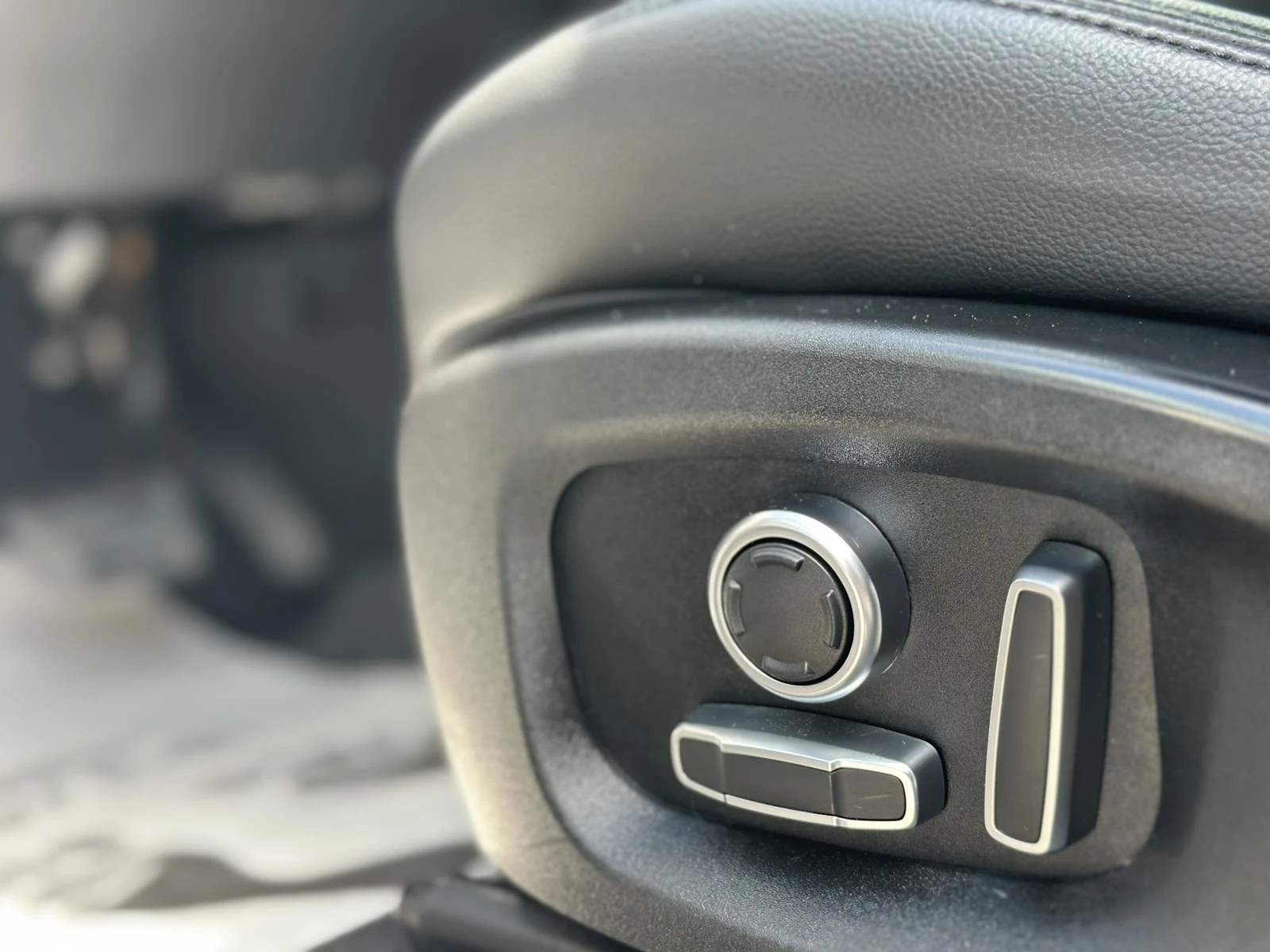 Jaguar E-pace CAMERA 360/AWD, снимка 7 - Автомобили и джипове - 54427215
