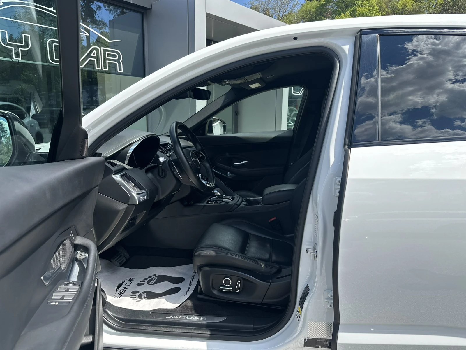 Jaguar E-pace CAMERA 360/AWD, снимка 6 - Автомобили и джипове - 54427215