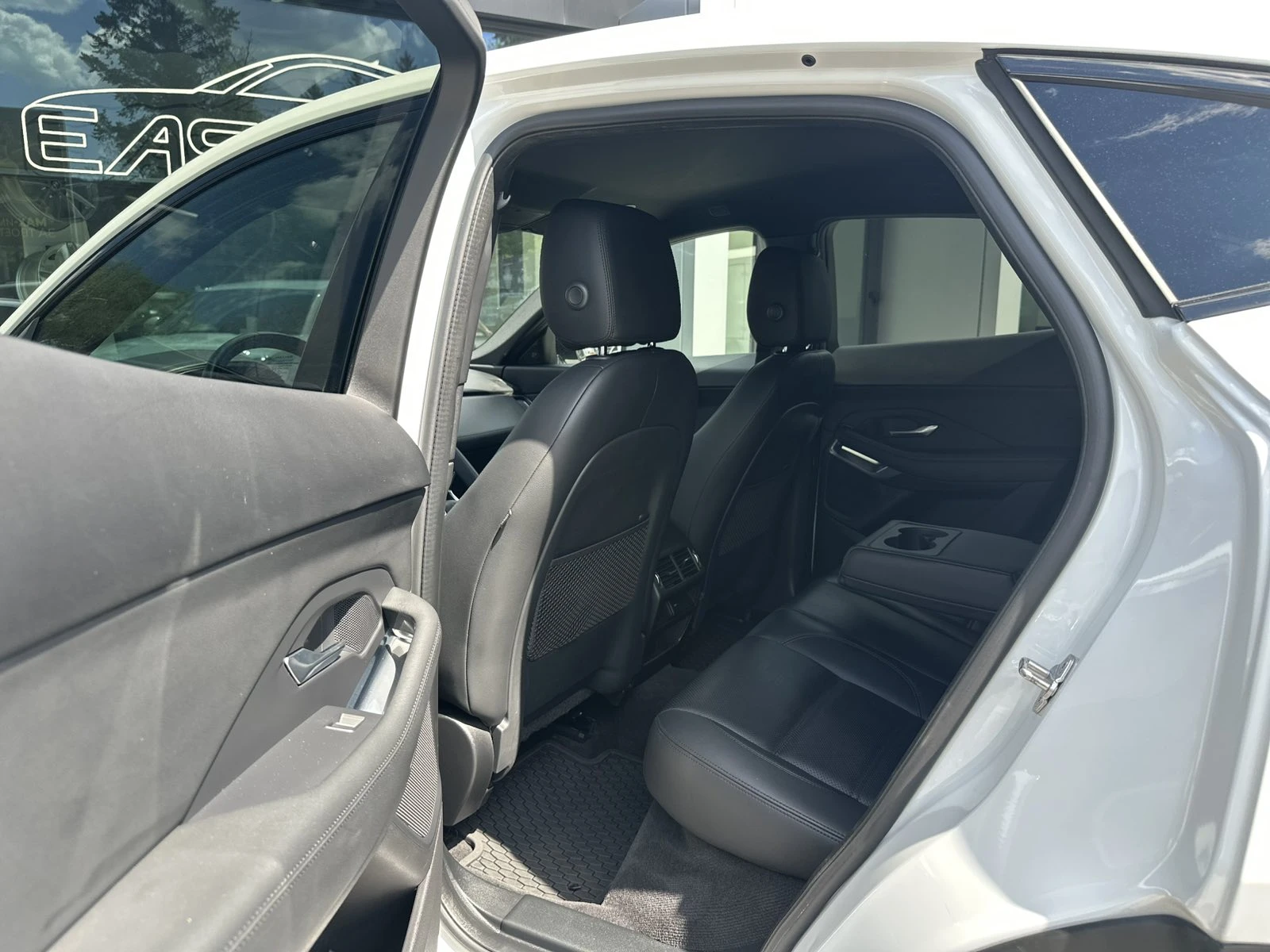 Jaguar E-pace CAMERA 360/AWD, снимка 14 - Автомобили и джипове - 54427215