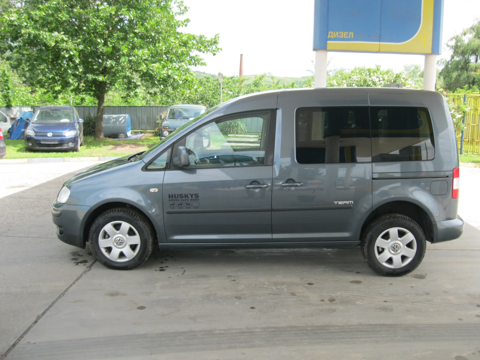 VW Caddy 1.9 TDI.  105 ks 4х4, снимка 6 - Автомобили и джипове - 54651794