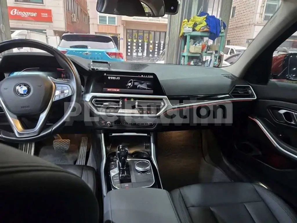 BMW 320 d | ПАМЕТ| КАМЕРА| ШИБЕДАХ| DIGITAL, снимка 2 - Автомобили и джипове - 54708643