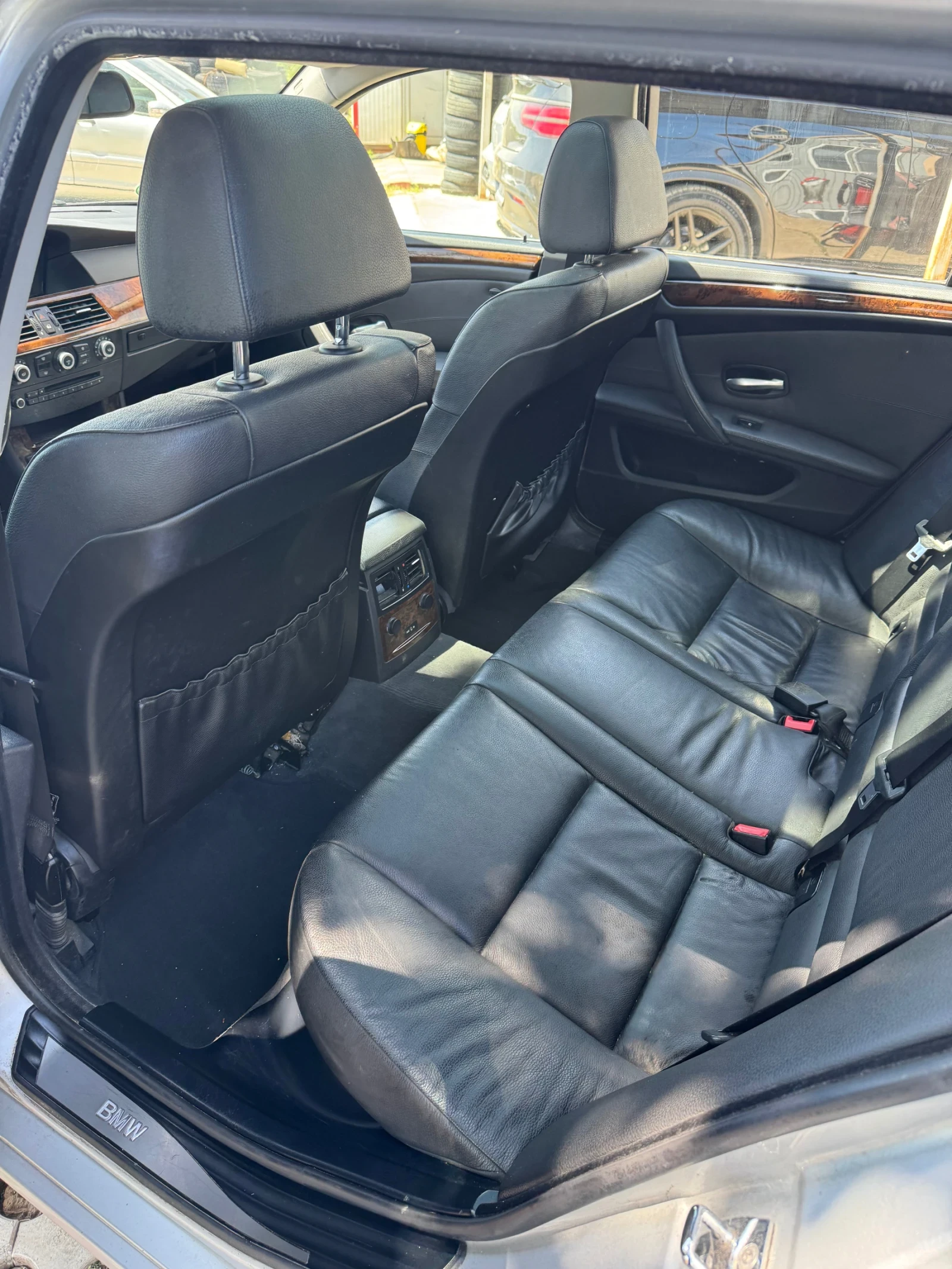 BMW 525 3.0d facelift GERMANY, снимка 11 - Автомобили и джипове - 54729380