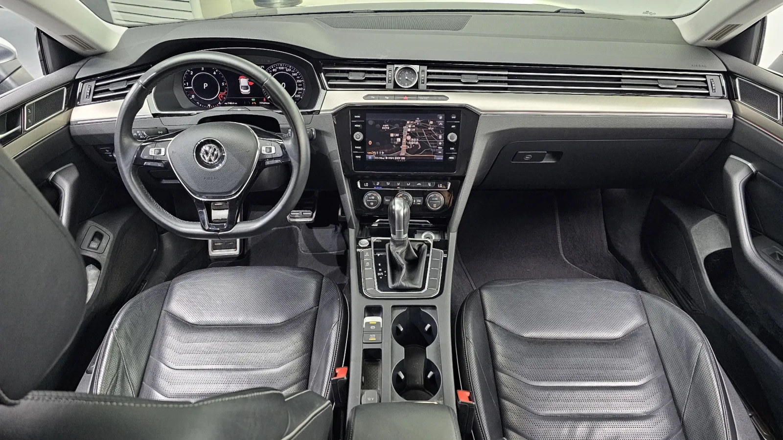 VW Arteon PRESTIGE !УНИКАТ! #ПЪЛНО ОБОРУДВАНЕ# !ПАНОРАМА, снимка 7 - Автомобили и джипове - 55063959