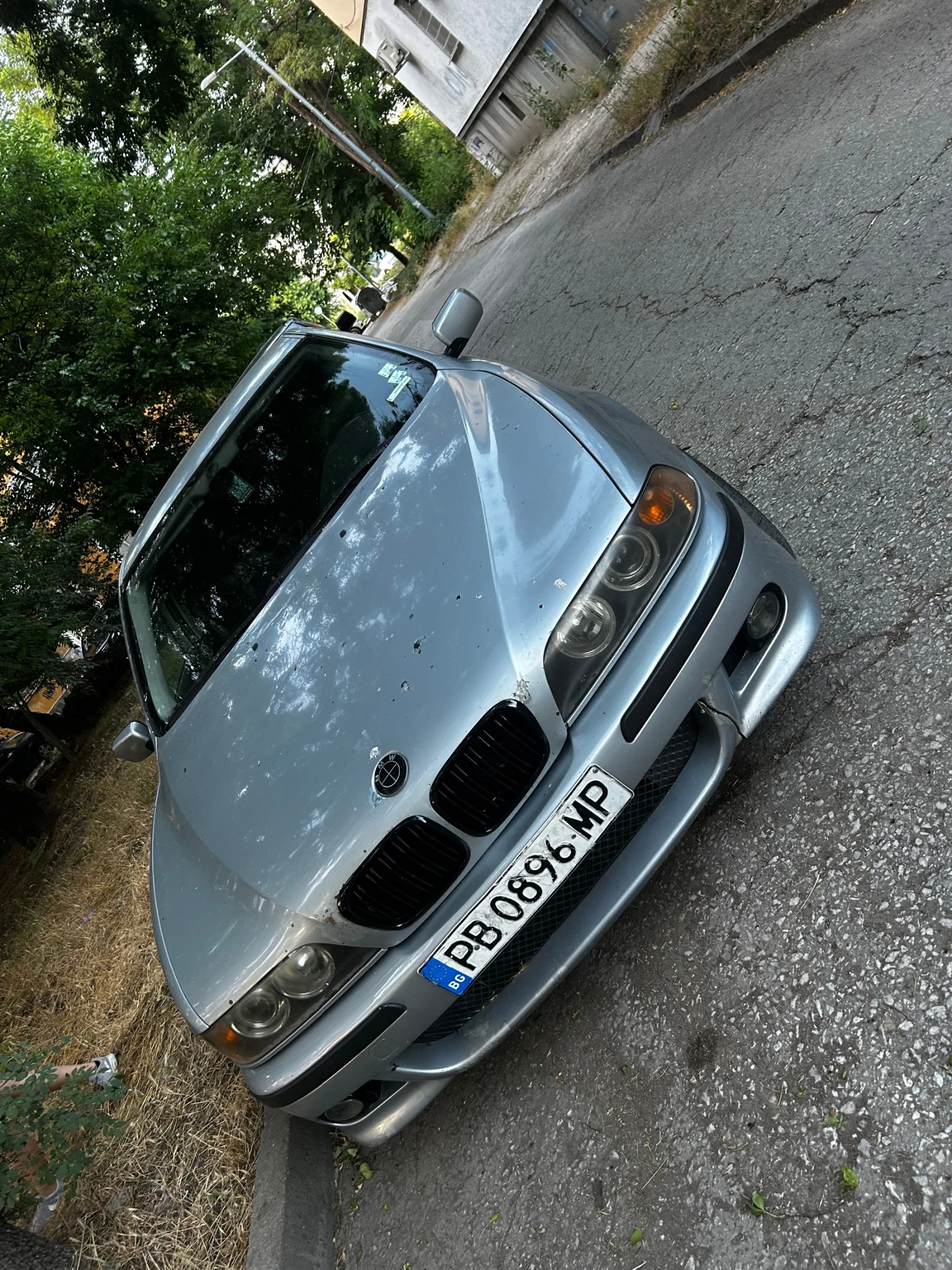 BMW 520 520i, снимка 2 - Автомобили и джипове - 55154737