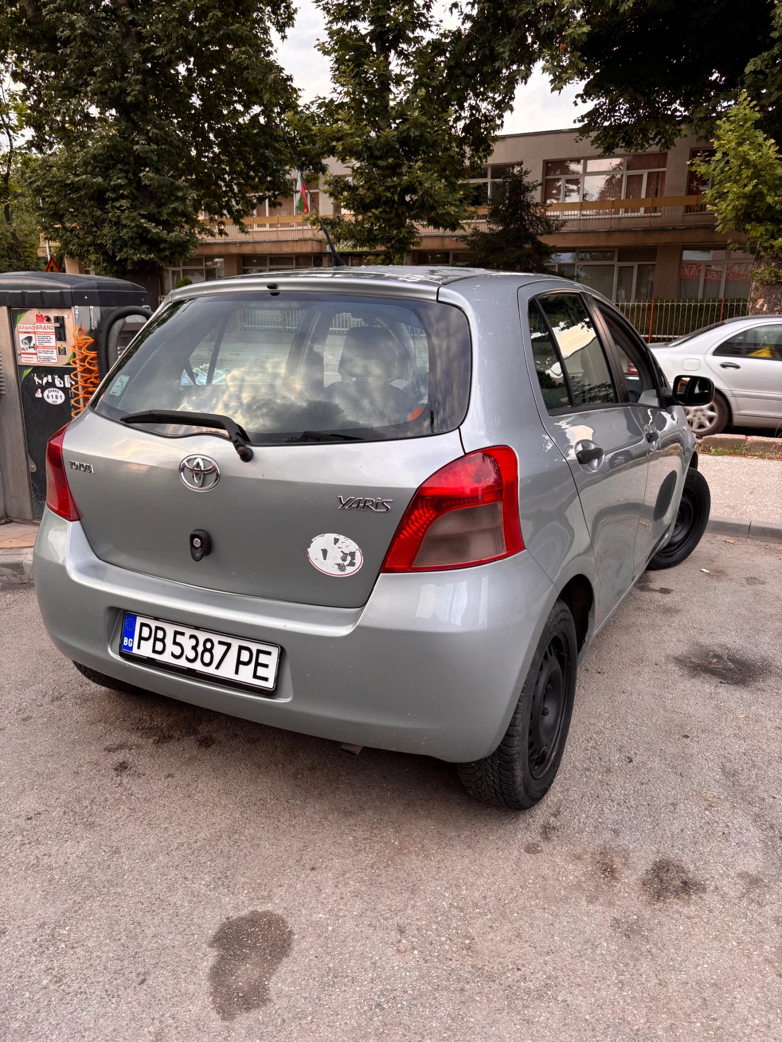 Toyota Yaris, снимка 16 - Автомобили и джипове - 55402414