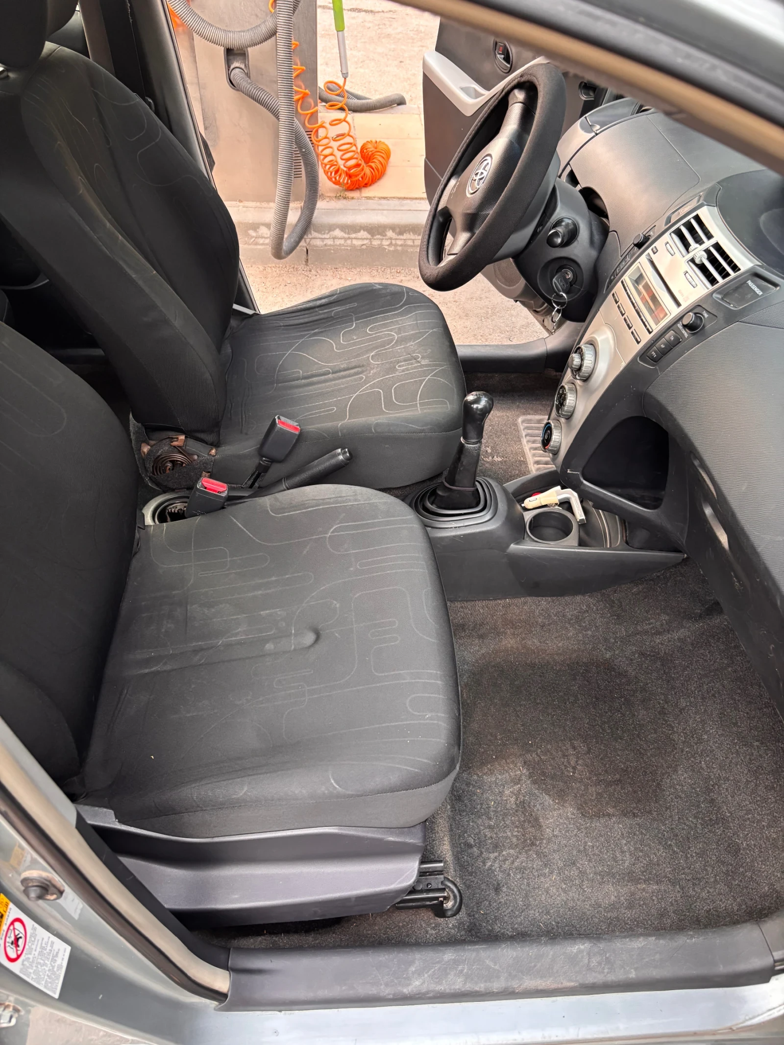 Toyota Yaris, снимка 8 - Автомобили и джипове - 55402414