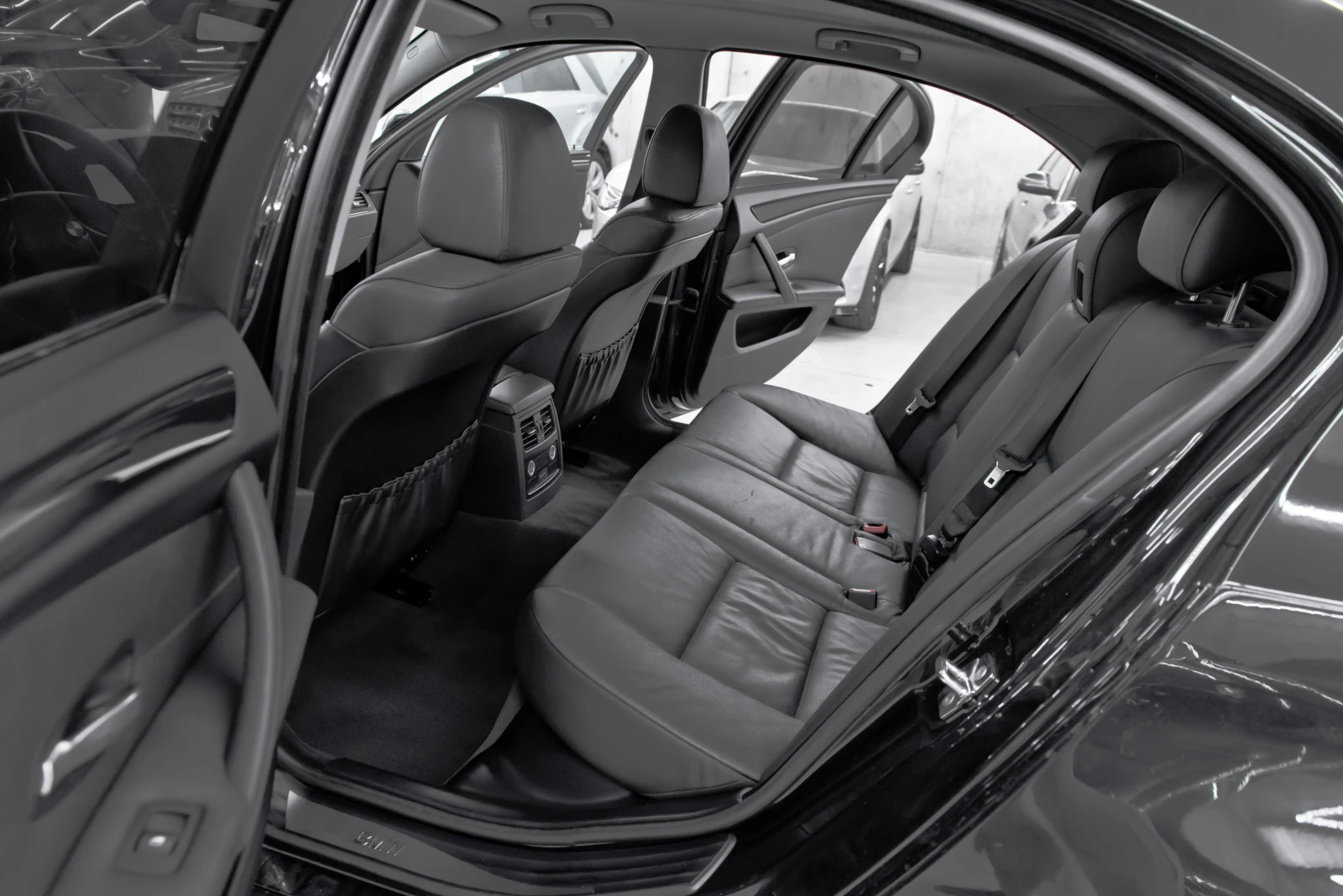 BMW 530 D Face Германия, снимка 11 - Автомобили и джипове - 55498856