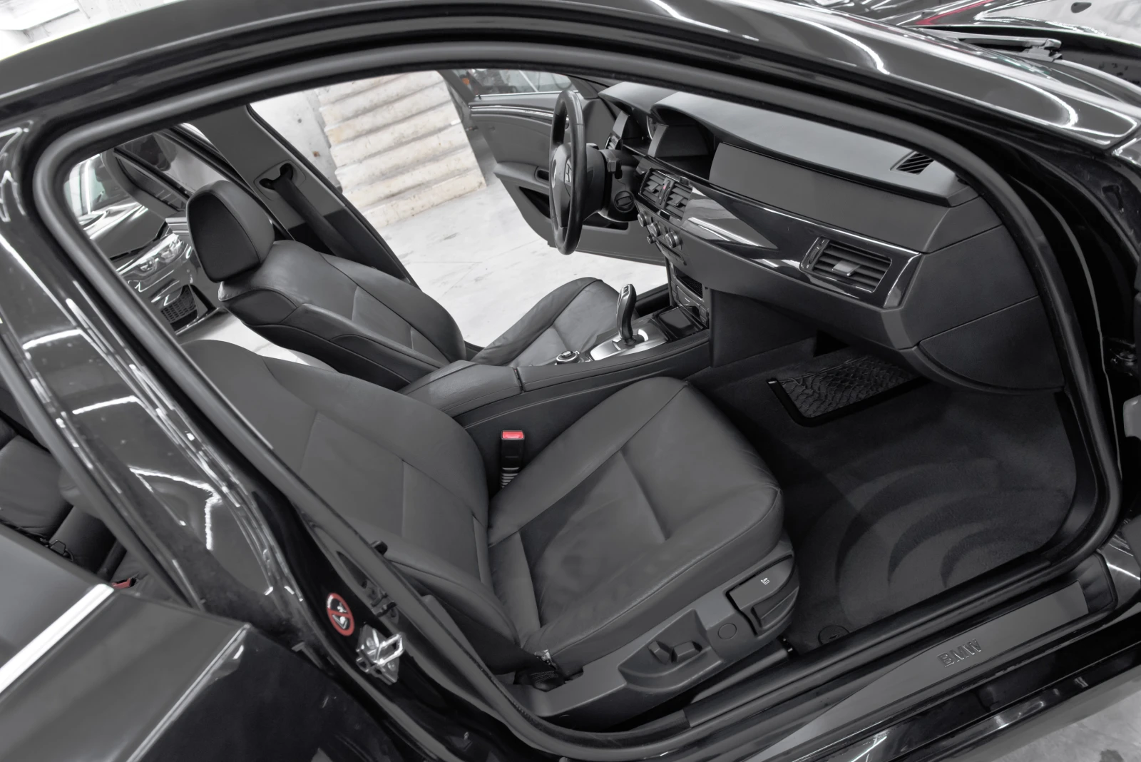 BMW 530 D Face Германия, снимка 12 - Автомобили и джипове - 55498856