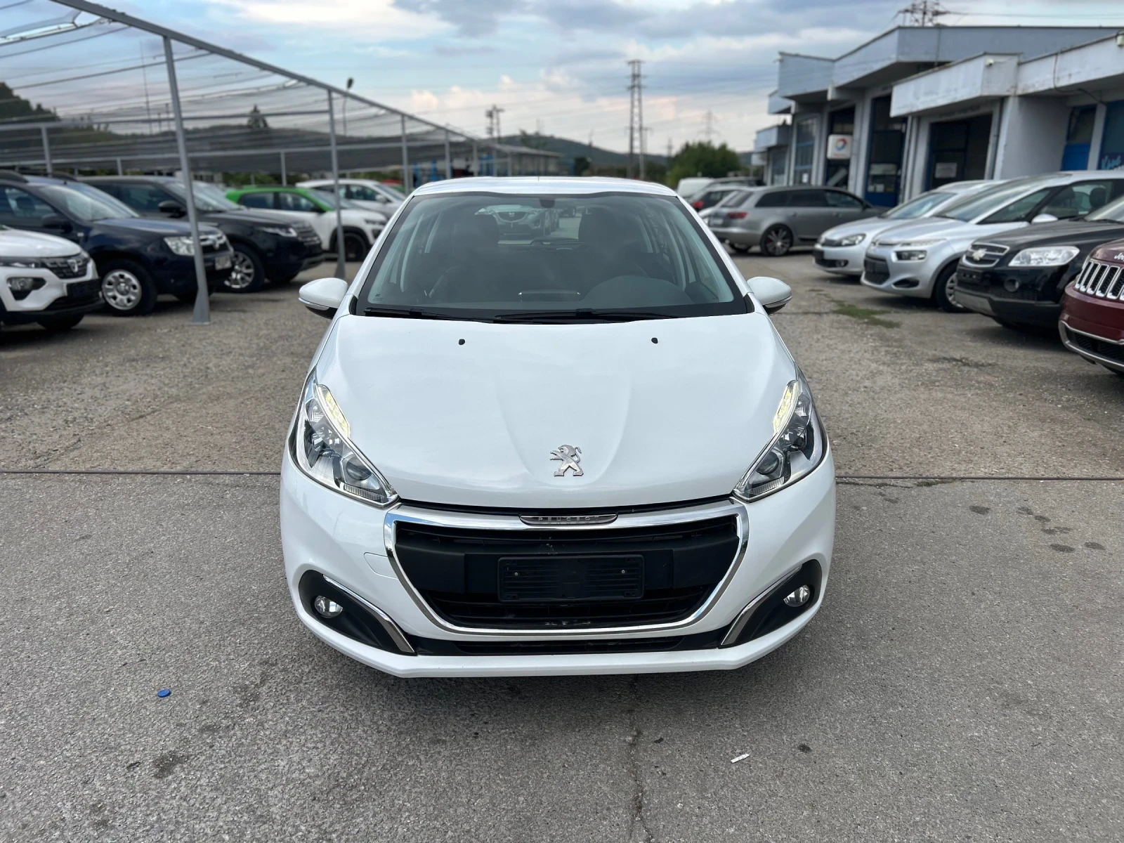 Peugeot 208, снимка 2 - Автомобили и джипове - 55798479