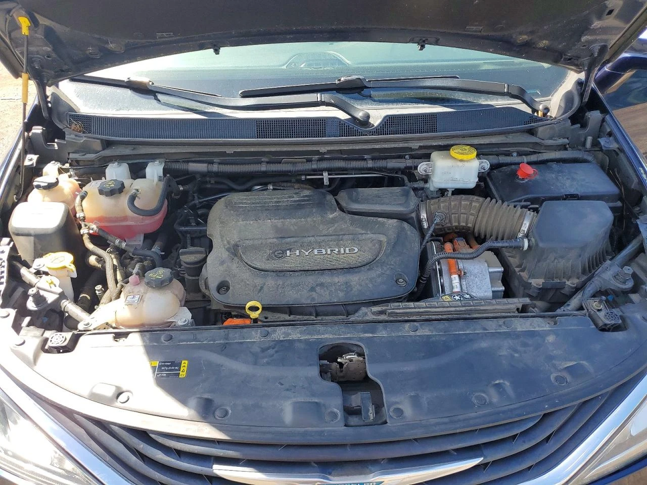 Chrysler Pacifica 3.6l Hybrid Limited, снимка 12 - Автомобили и джипове - 56012589