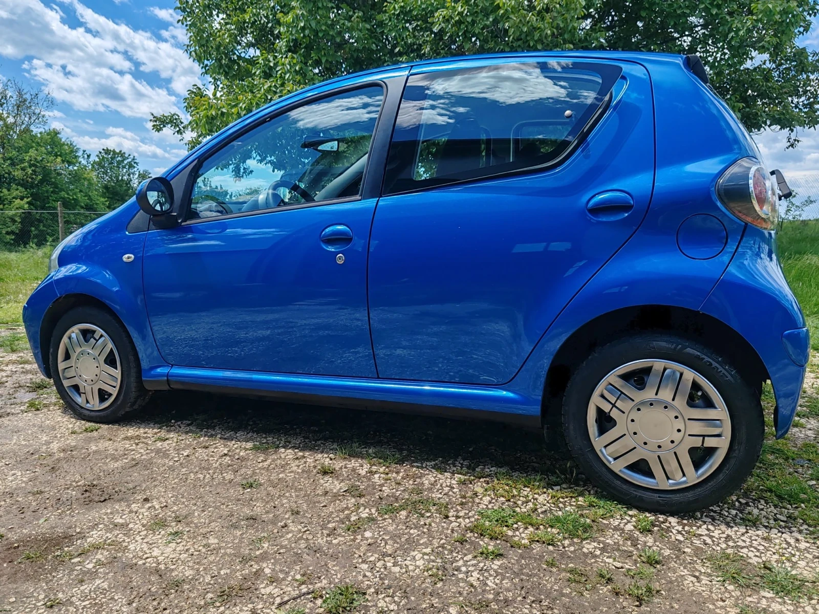Toyota Aygo 1.0 Face Lift, снимка 3 - Автомобили и джипове - 56046044