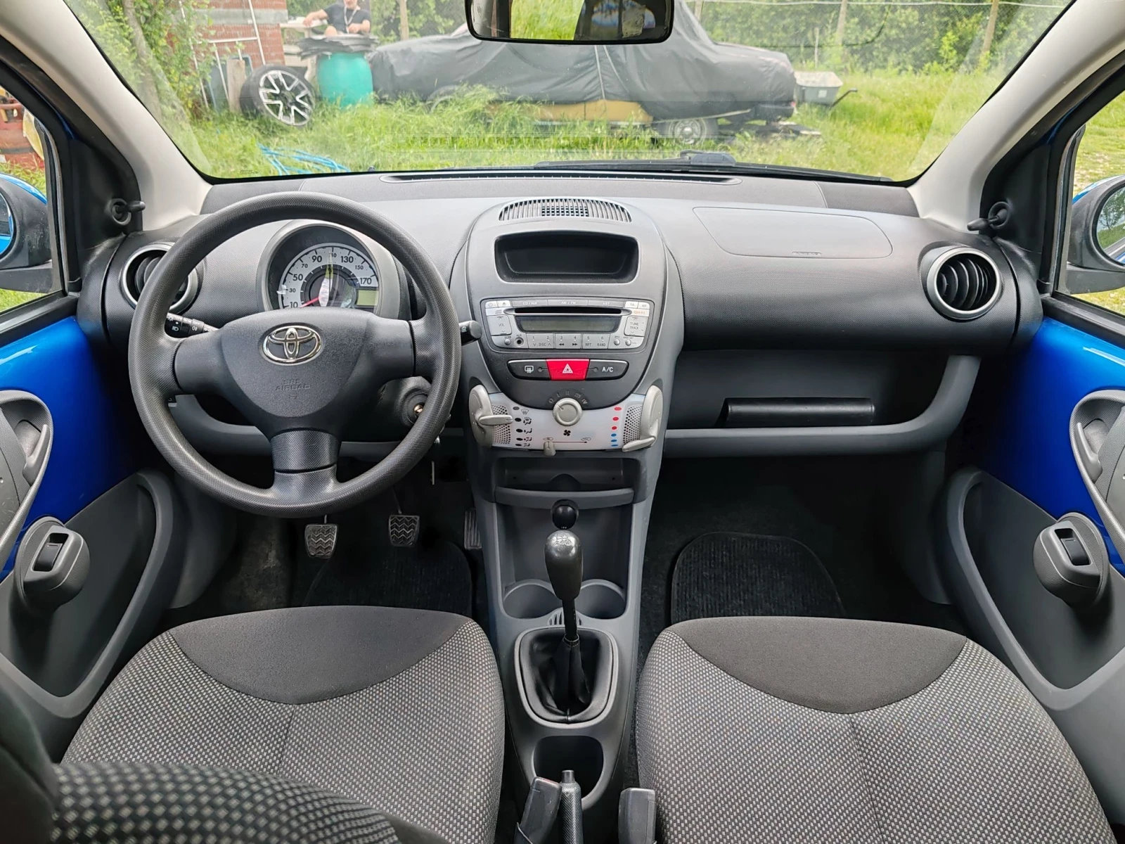 Toyota Aygo 1.0 Face Lift, снимка 14 - Автомобили и джипове - 56046044