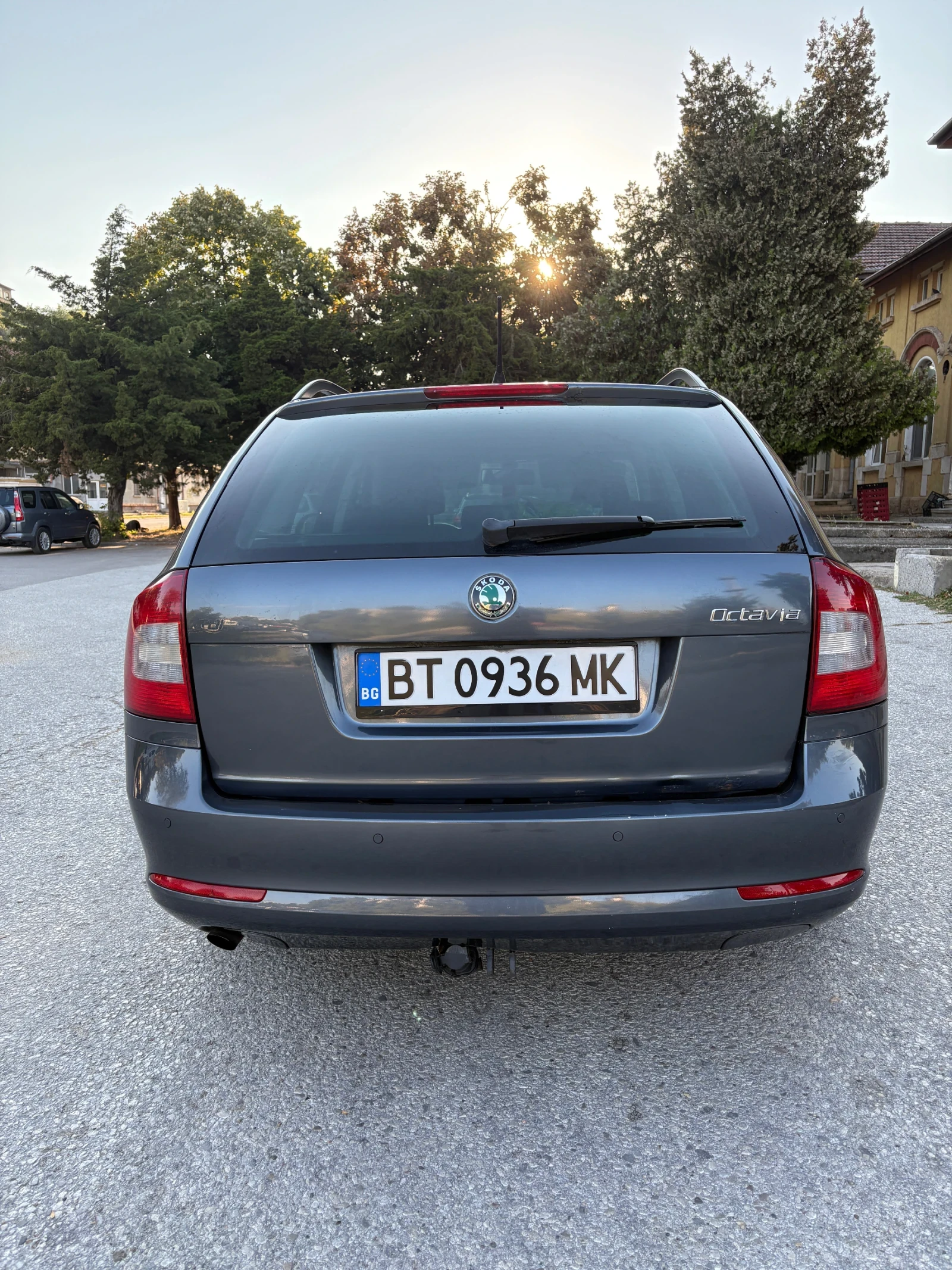 Skoda Octavia 1.6 tdi, снимка 7 - Автомобили и джипове - 56416555