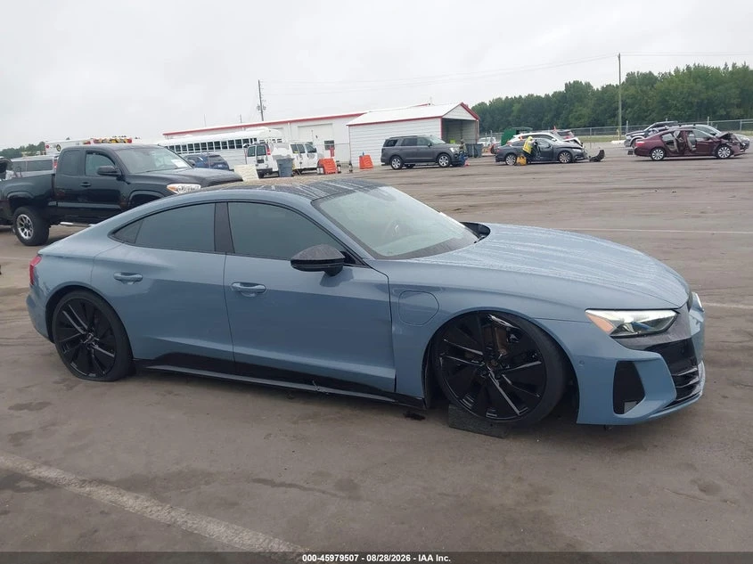 Audi E-Tron GT Prestige Quattro, снимка 13 - Автомобили и джипове - 56618830