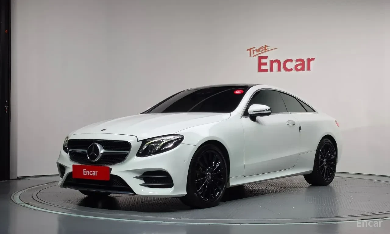 Mercedes-Benz E 400 COUPE / 4M / AMG / PANO / ОБДУХ / HUD / DISTRONIC