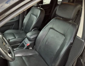 Chevrolet Captiva 2.0 D 4X4 7места, снимка 7