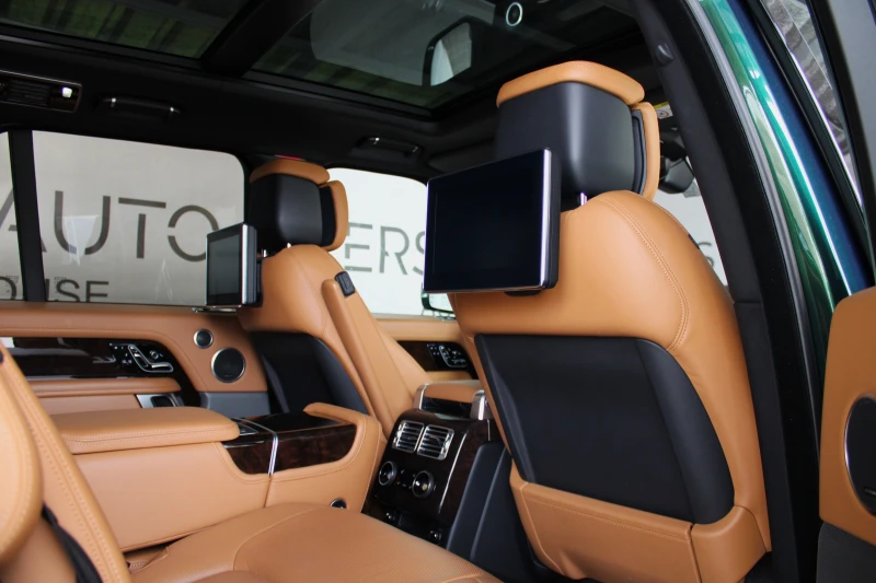 Land Rover Range rover 525 V8 PANO TV MERIDIAN 360, снимка 17 - Автомобили и джипове - 51508678