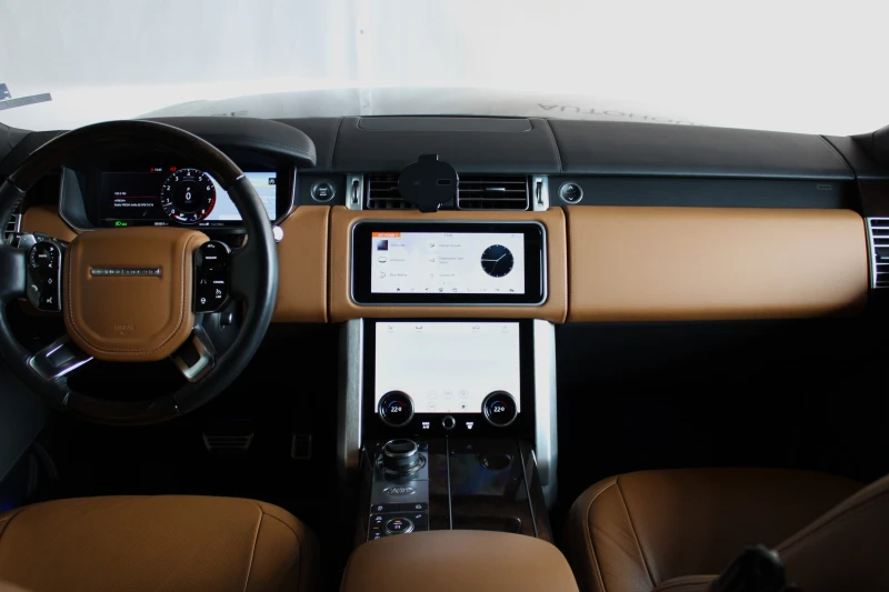 Land Rover Range rover 525 V8 PANO TV MERIDIAN 360, снимка 8 - Автомобили и джипове - 51508678