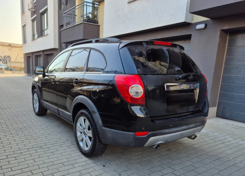 Chevrolet Captiva 2.0 VCDI 4X4 кожа Италия, снимка 2 - Автомобили и джипове - 53003569