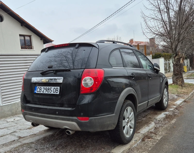 Chevrolet Captiva 2.0 VCDI 4X4 Регистриран, снимка 4 - Автомобили и джипове - 53252023
