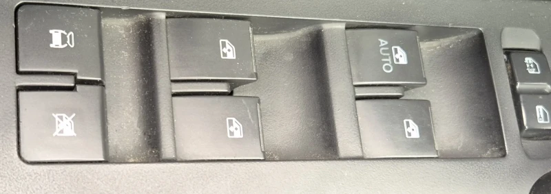 Chevrolet Captiva 2.0 D 4X4 Регистриран, снимка 5 - Автомобили и джипове - 53407929